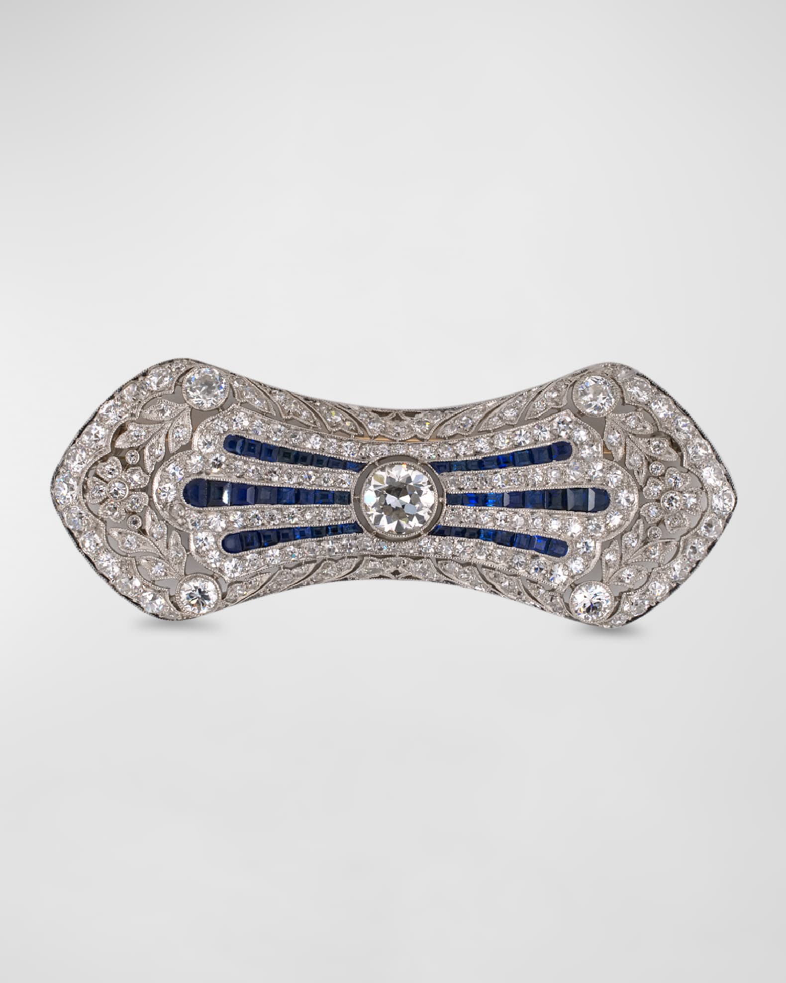 Estate Theodore B. Starr Platinum Diamond Calibre Sapphire Edwardian Bow Pin 0