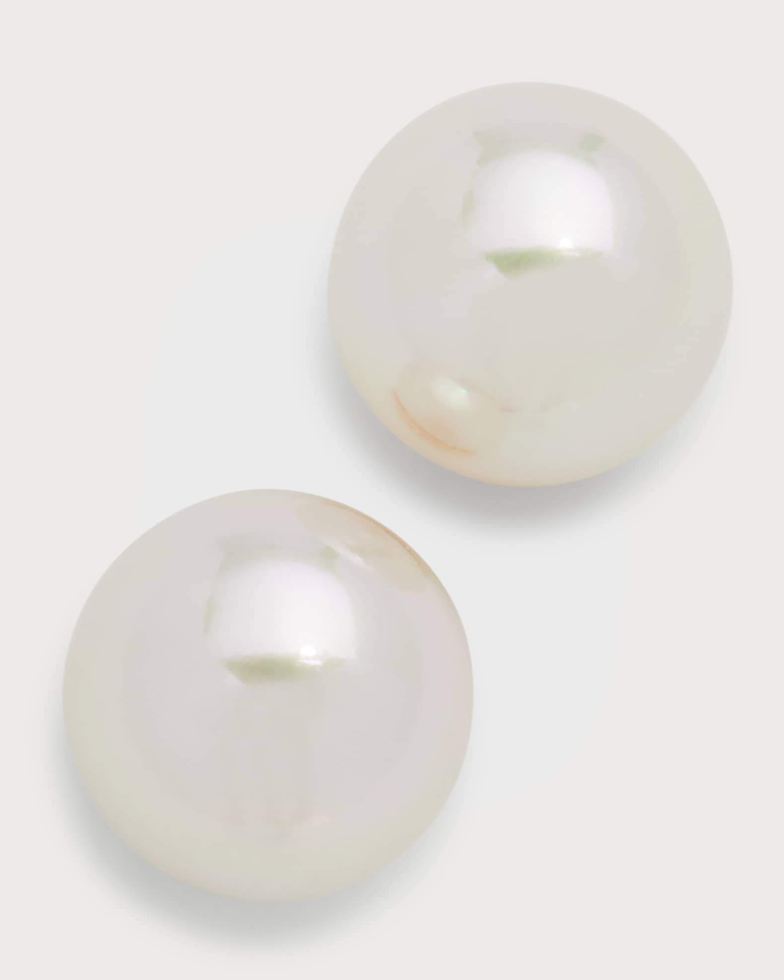 Lyra Pearl Stud Earrings 0