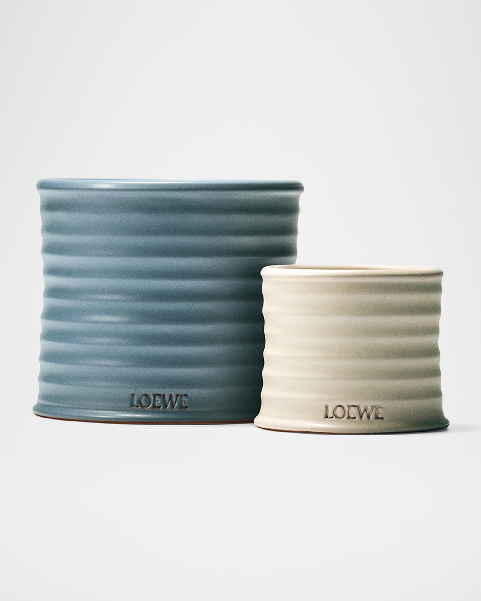 Loewe Small Oregano Candle, 5.8 oz. | Neiman Marcus