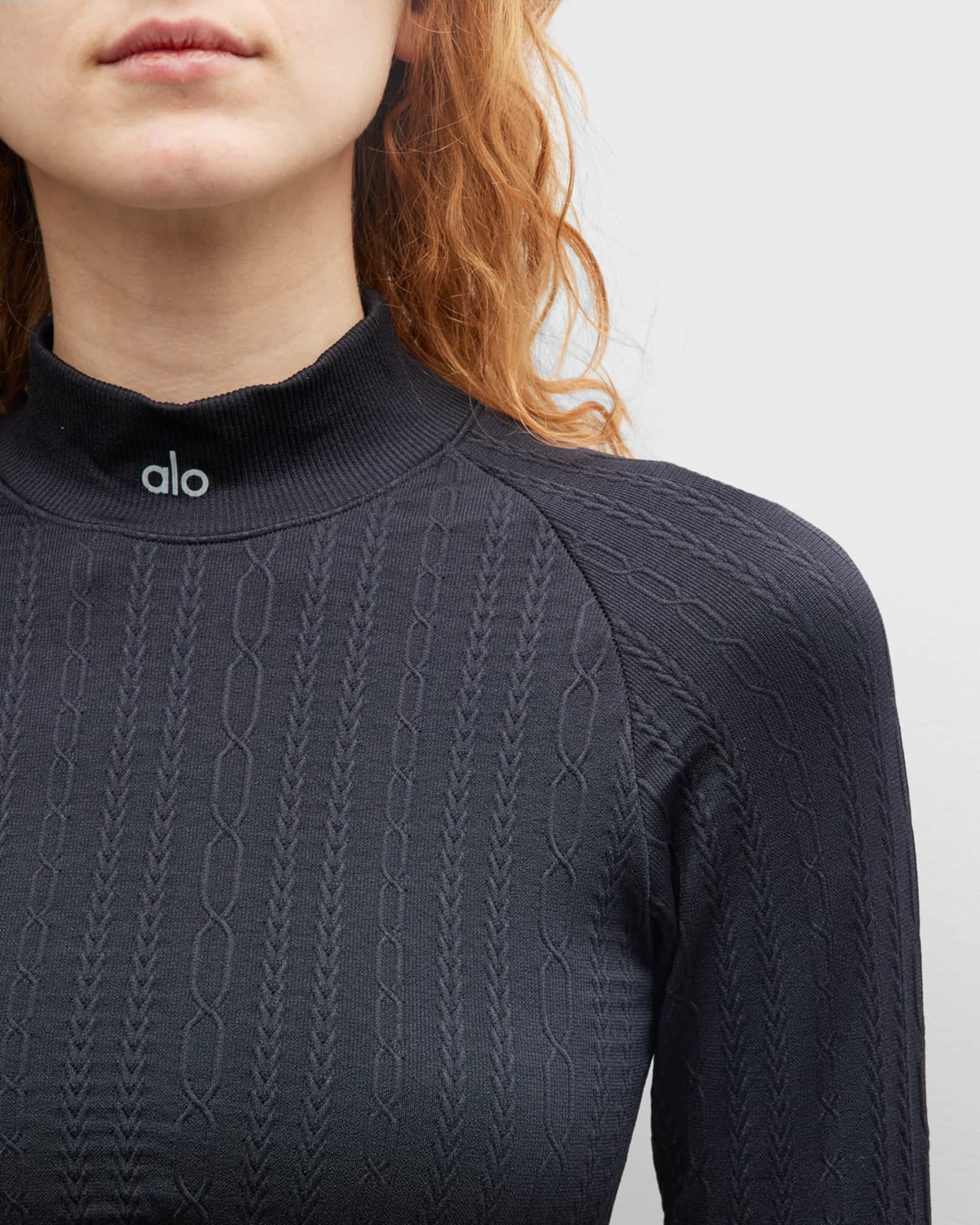 Alo Yoga Seamless Cable Knit Fleece Long Sleeve Crop Top Neiman Marcus