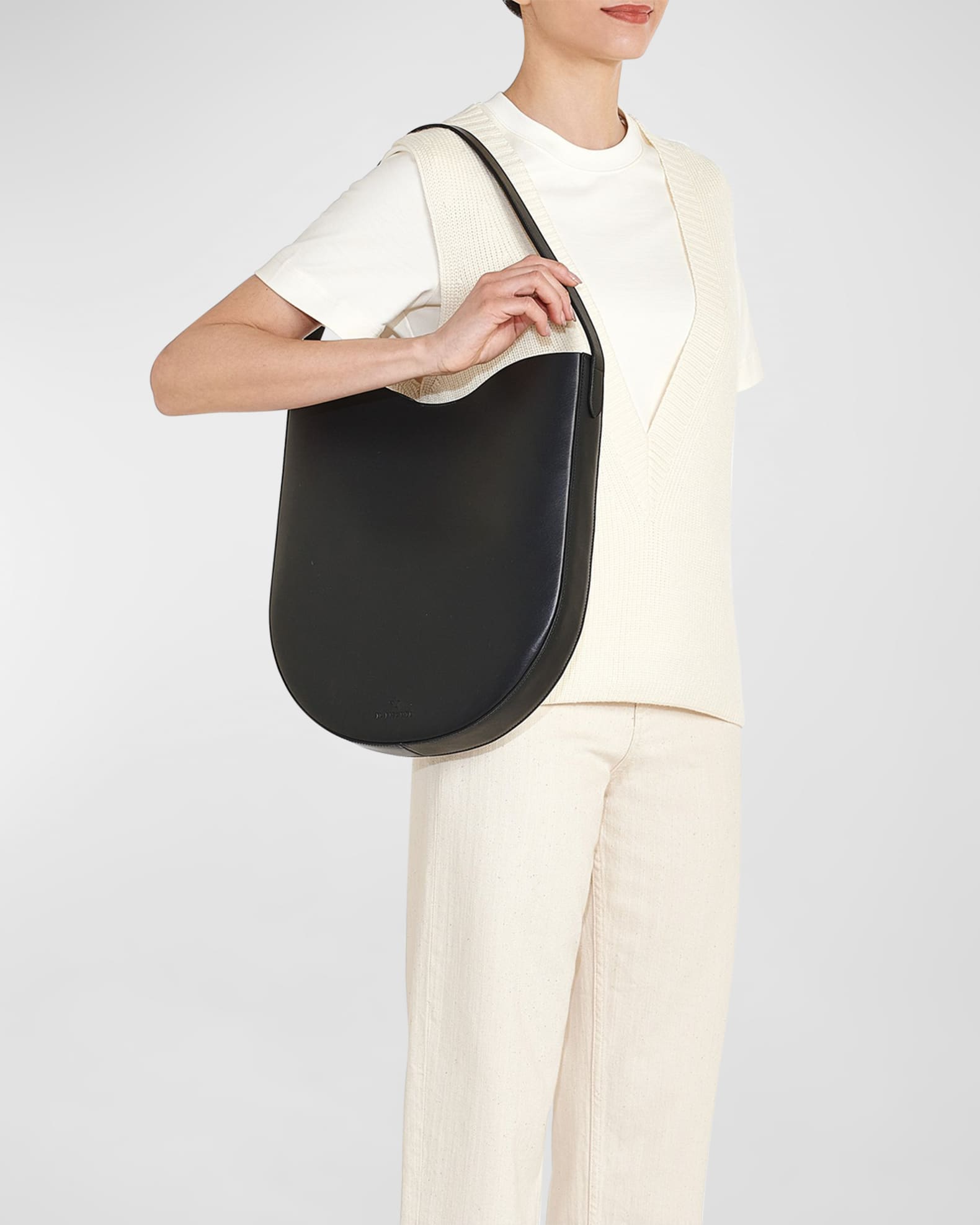 Il Bisonte Roseto Vacchetta Leather Hobo Bag | Neiman Marcus