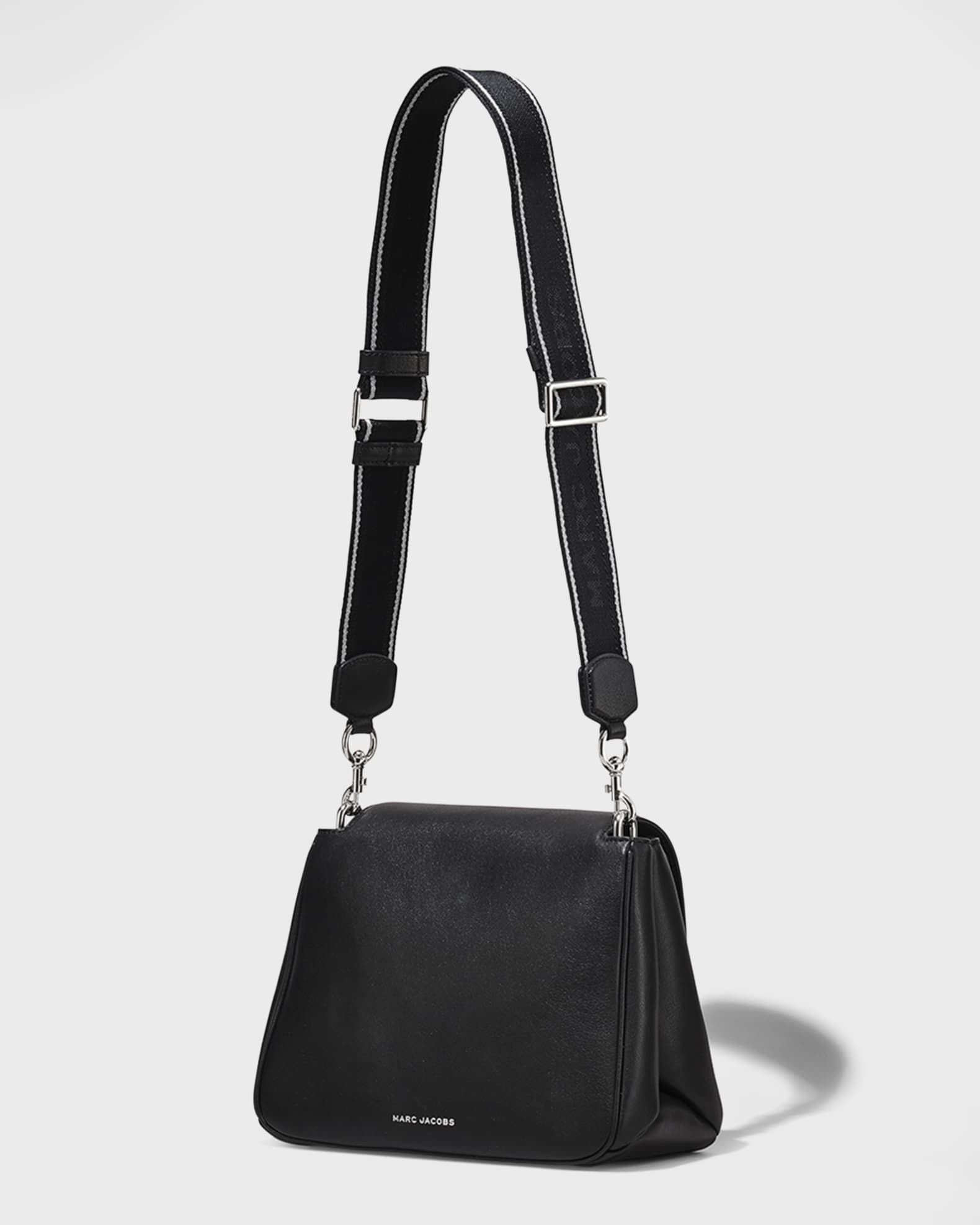 MARC JACOBS: The Pillow bag in ultralight leather - Black