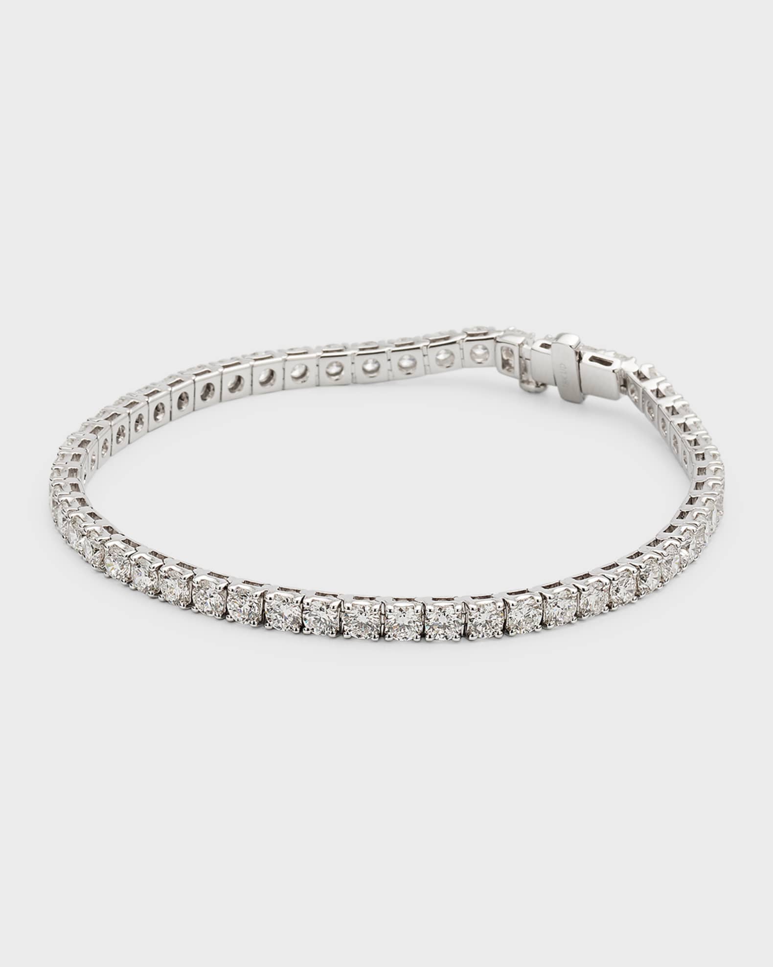 18K White Gold Round Diamond Bracelet 0
