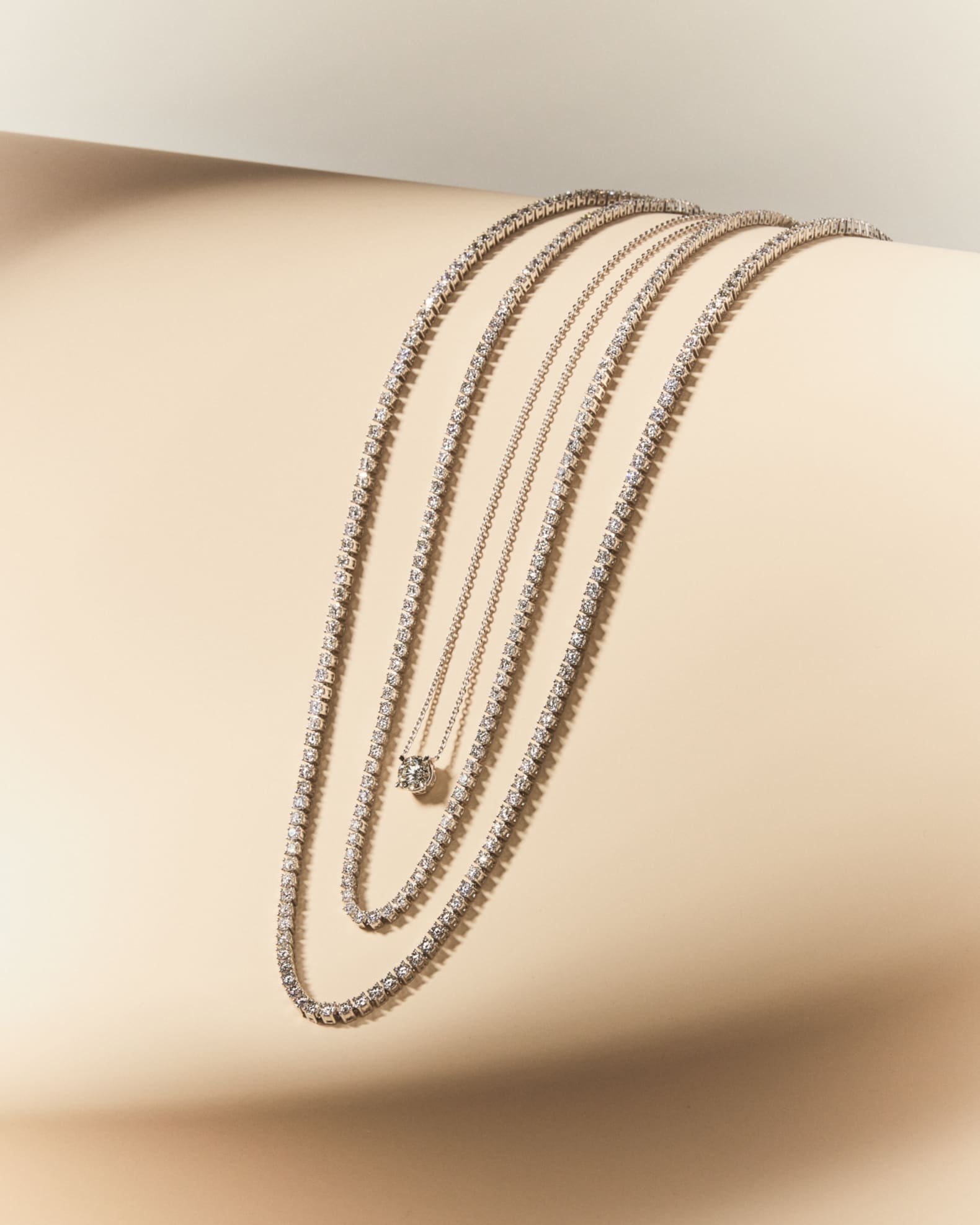 18K White Gold Round Diamond Line Necklace, 16.5"L, 7.0tcw 1