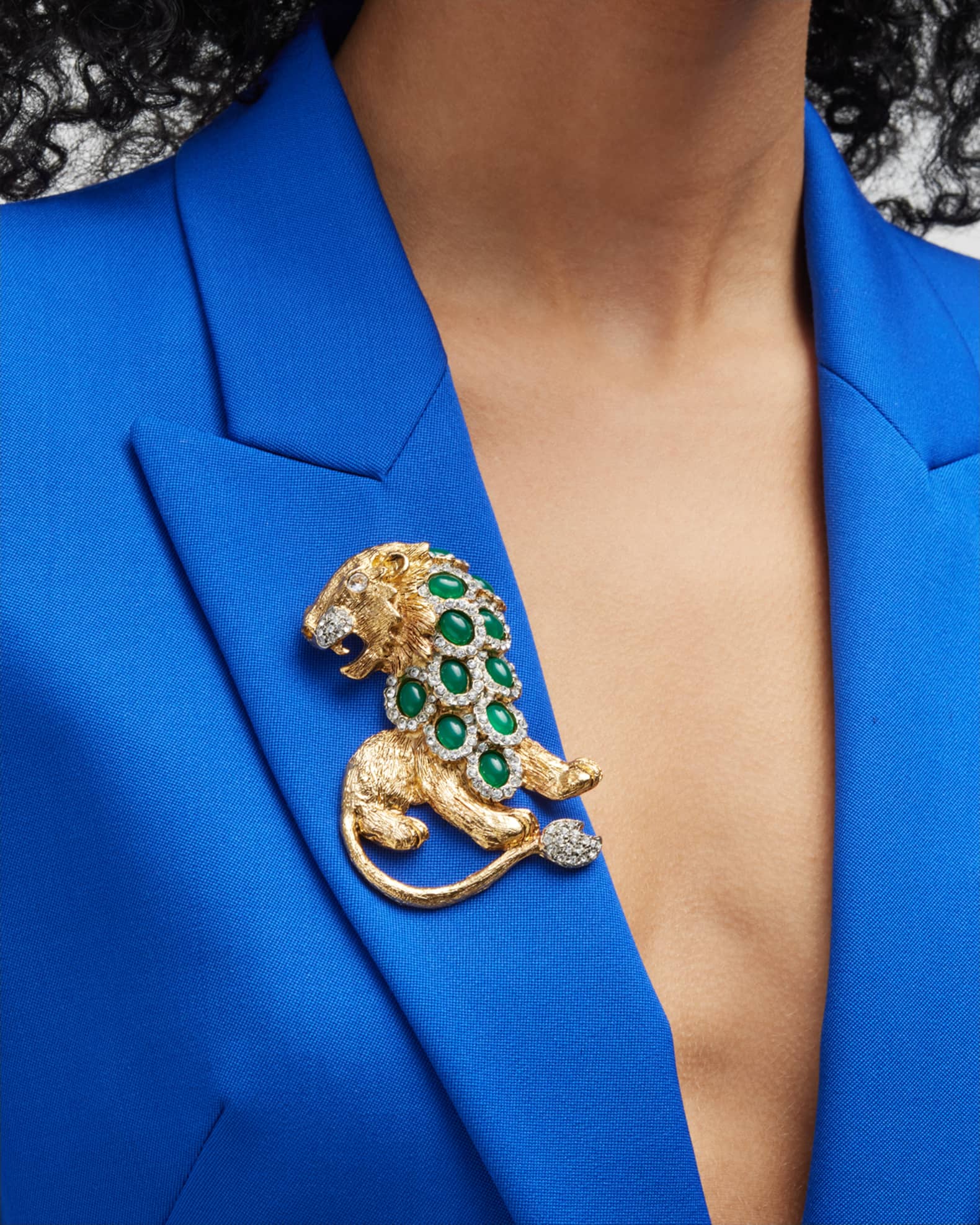 Gold and Emerald Lion Pin 1