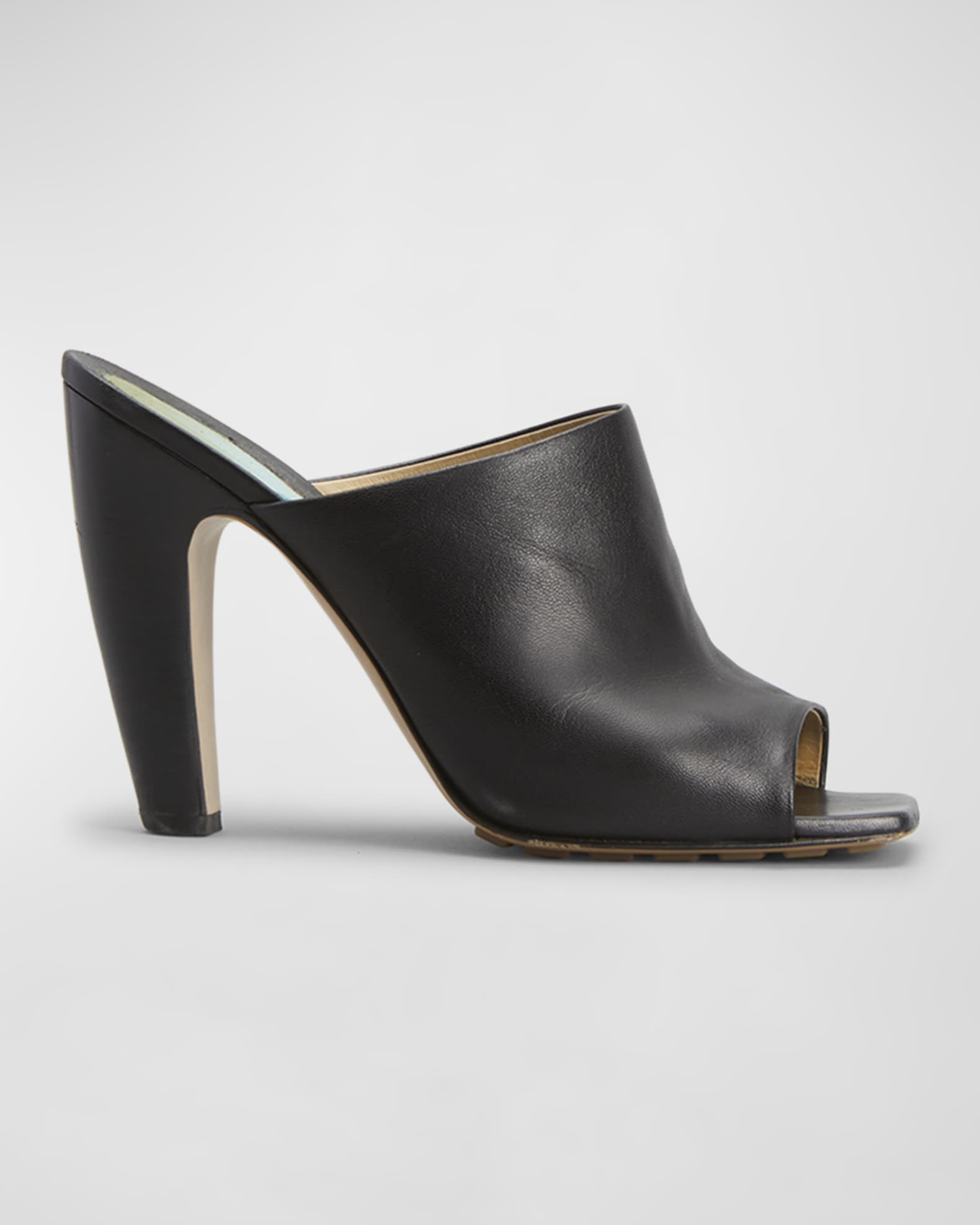Bottega Veneta Pink Lambskin Mule Sandal
Heel