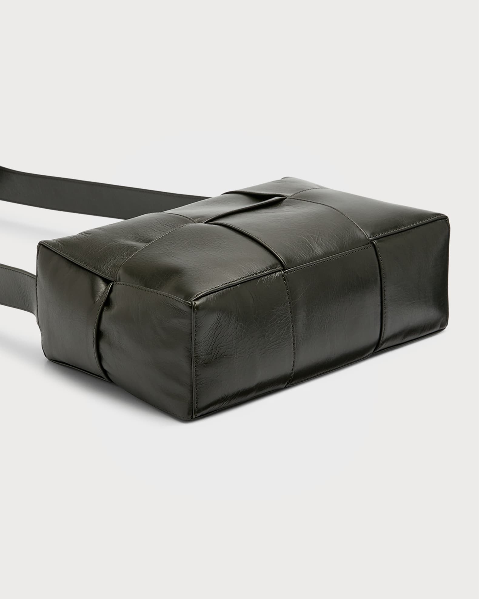 Men's Arco Medium Crossbody Camera Bag 1