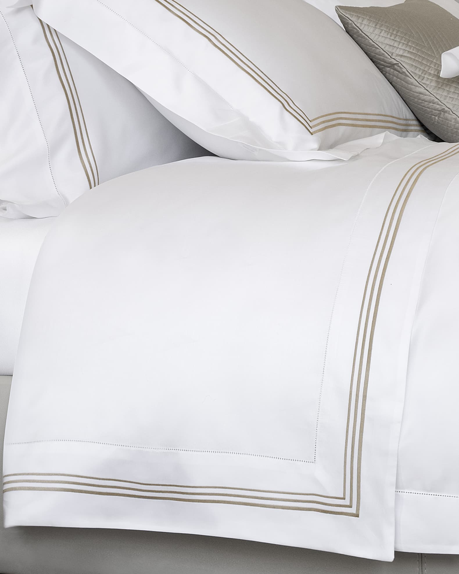 Granduca 600 Thread Count Queen Flat Sheet 1