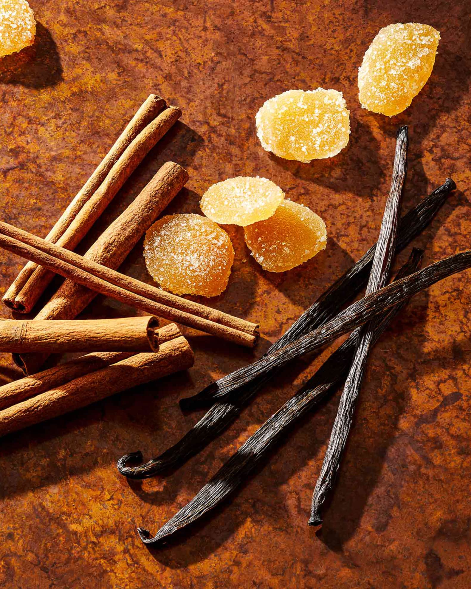 NEST New York Crystallized Ginger and Vanilla Bean Votive Candle, 70 g