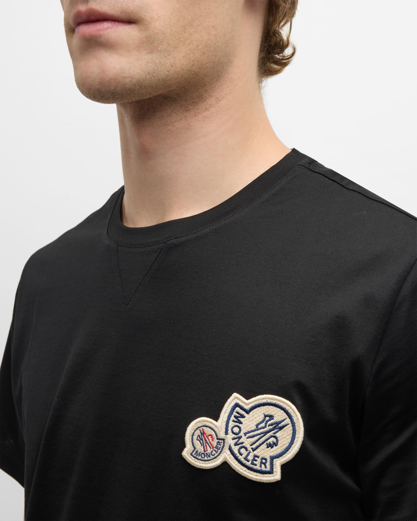 【MONCLER】T-SHIRT WITH DOUBLE LOGO PATCHES●K20918C00035839 nm_4487397_100106_m