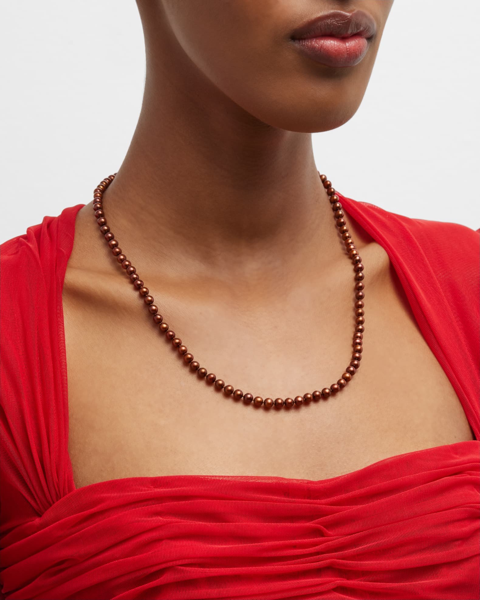 18k XoK Wave Chocolate Pearl Necklace 1