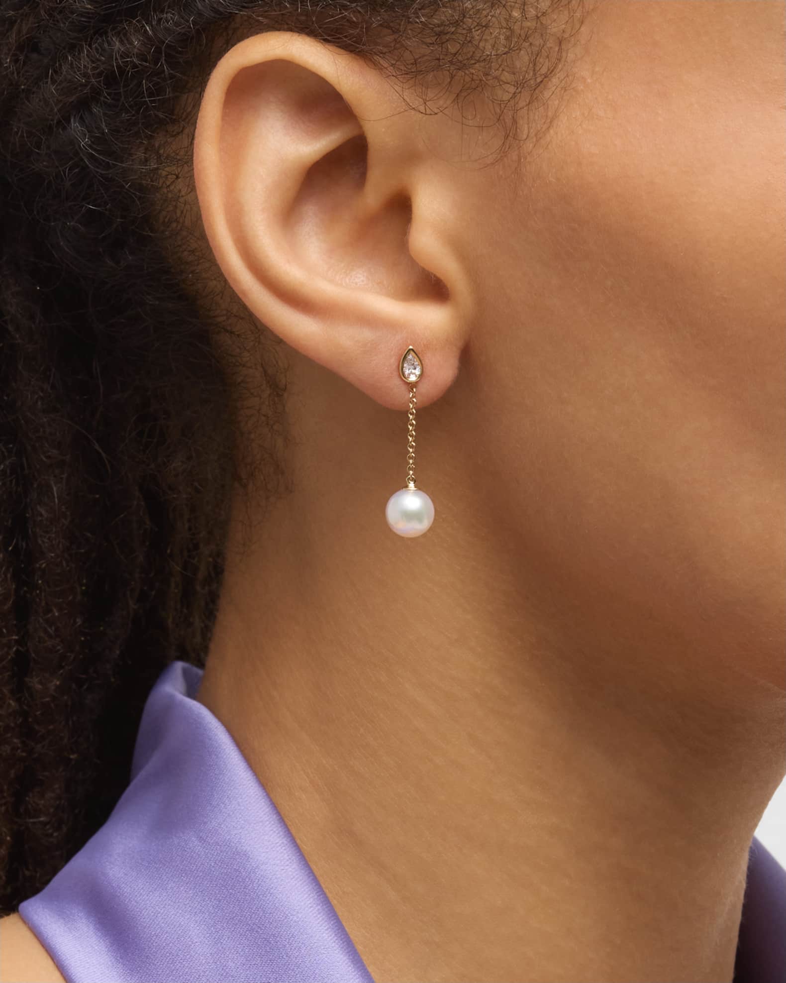 Mizuki 14kt yellow gold diamond star pearl hoop earrings