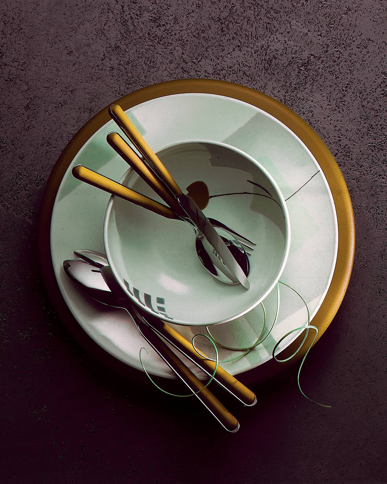 Fantasia Mustard 20-Piece Flatware Set 1