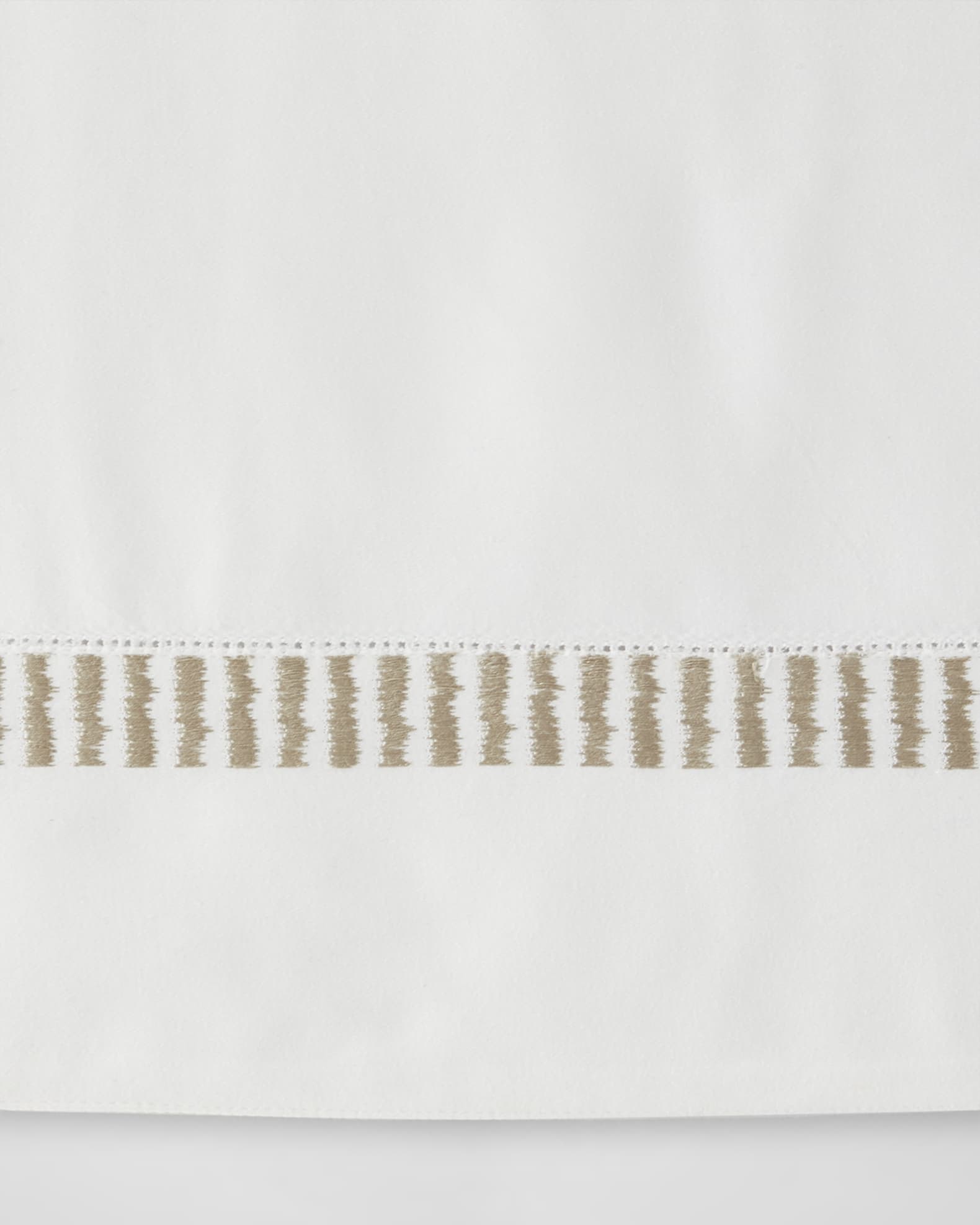 Savona 400 Thread Count Embroidered King Sheet Set 1