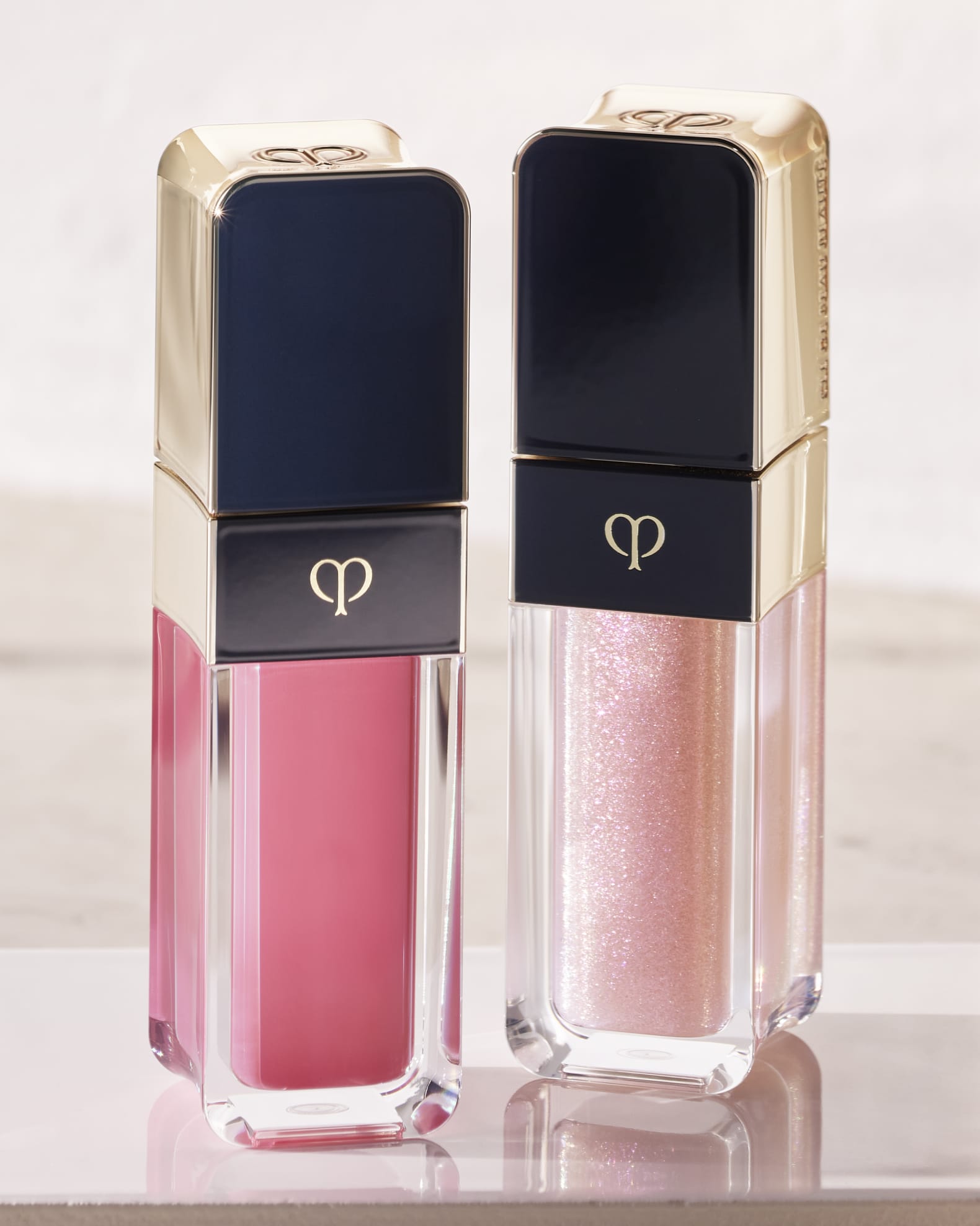 Cream Rouge Sparkles Liquid Lipstick