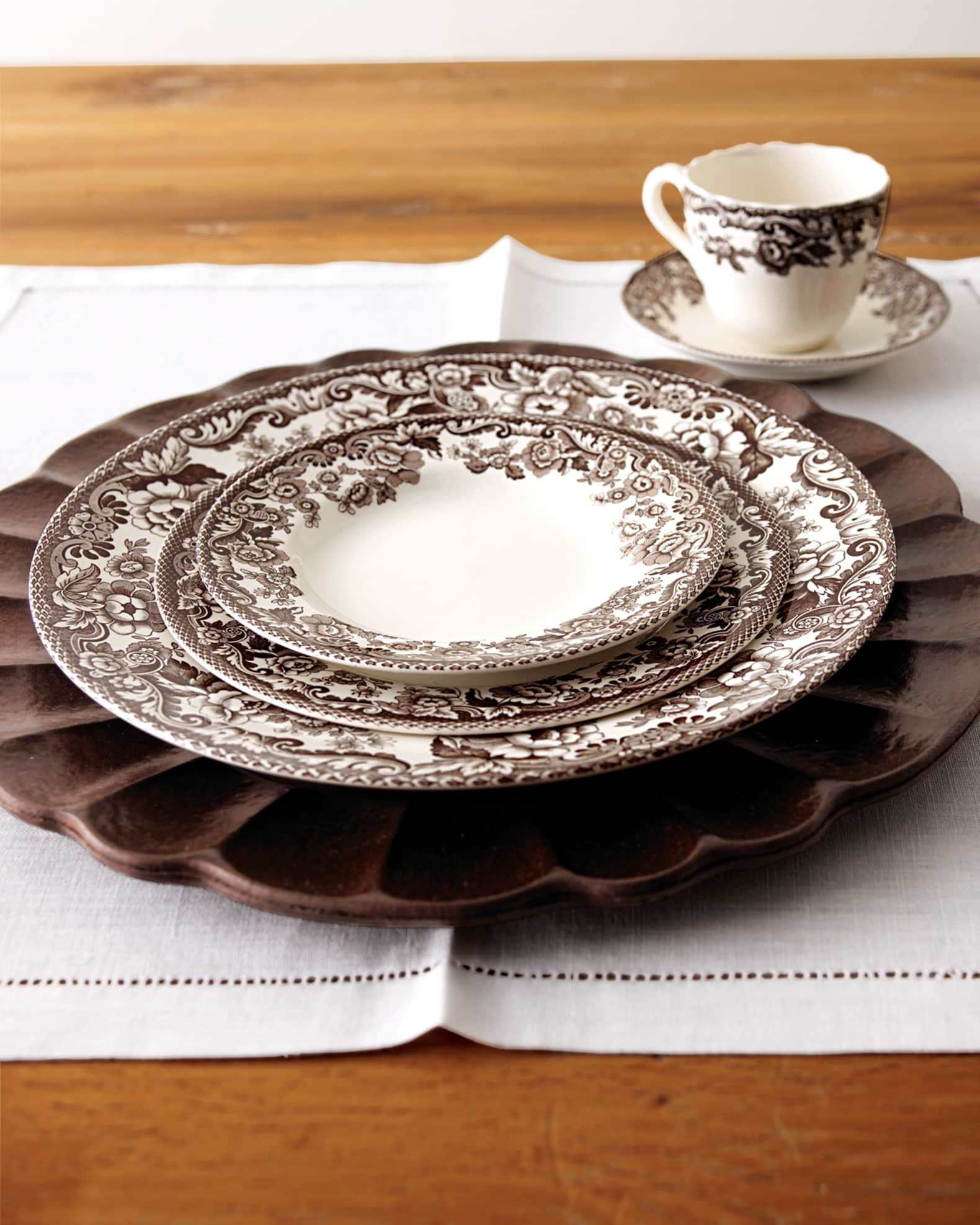 Delamere Square Serving Bowl 1
