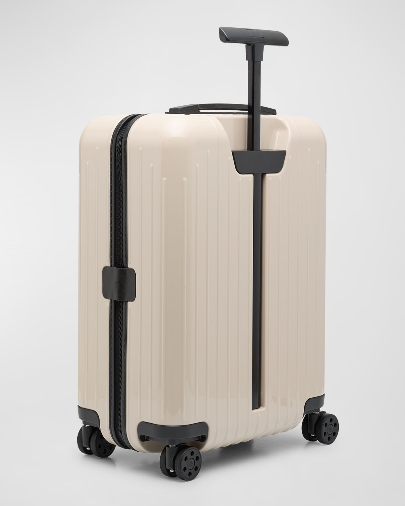 Cabin carry on luggage best sale