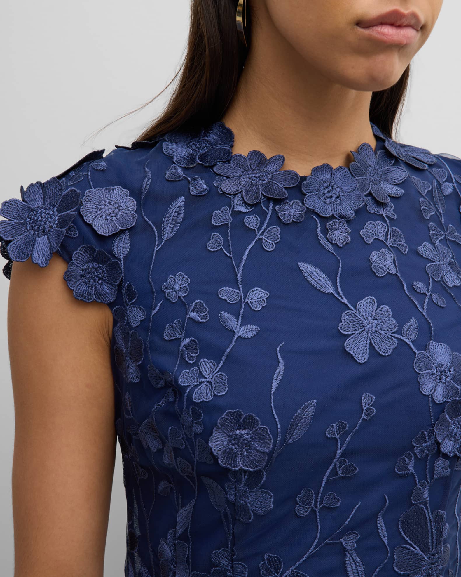 Rickie Freeman for Teri Jon 3D Floral Applique Lace Knee Length