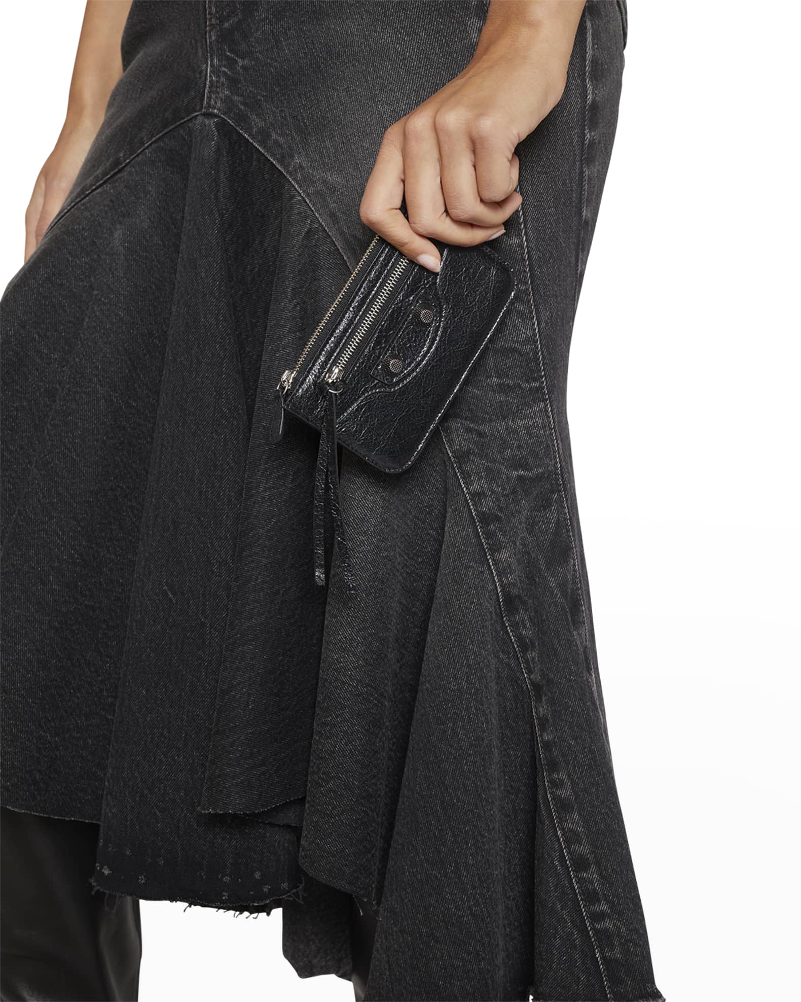【BALENCIAGA】Le Cagoleレザーカードホルダー Balenciaga Le Cagole Card Holder | Neiman Marcus
