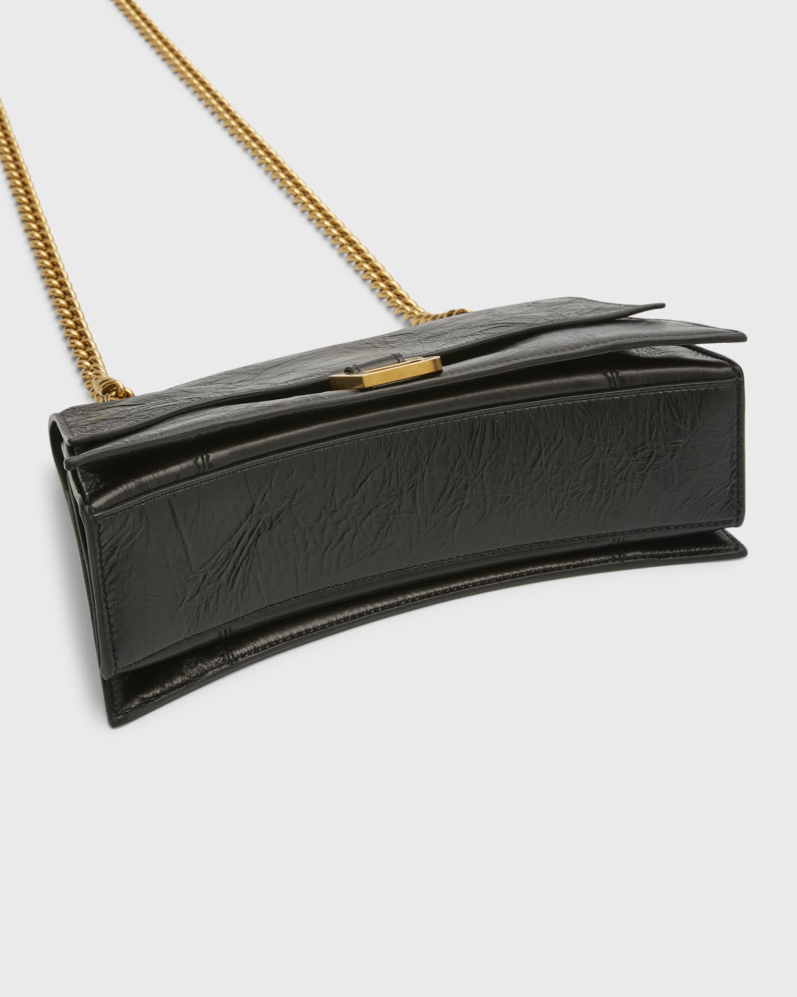 ショルダーバッグ・ポシェット BALENCIAGA BLACK LEATHER SMALL CRUSH SHOULDER BAG 18304397_40667617_600.jpg