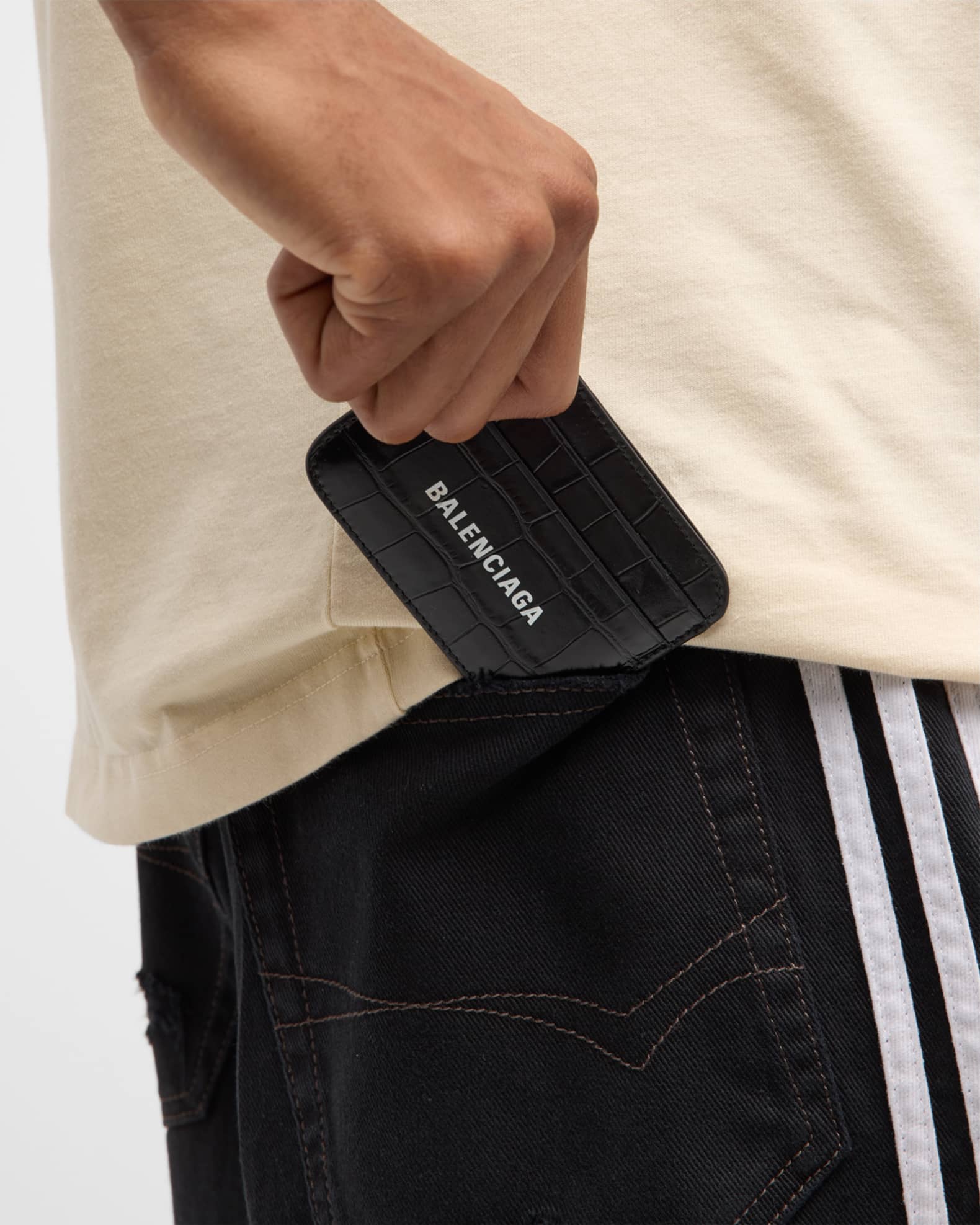 【送料&関税込】Balenciaga Crush Zipped Cardholder Balenciaga Cash Croc-Embossed Card Holder | Neiman Marcus