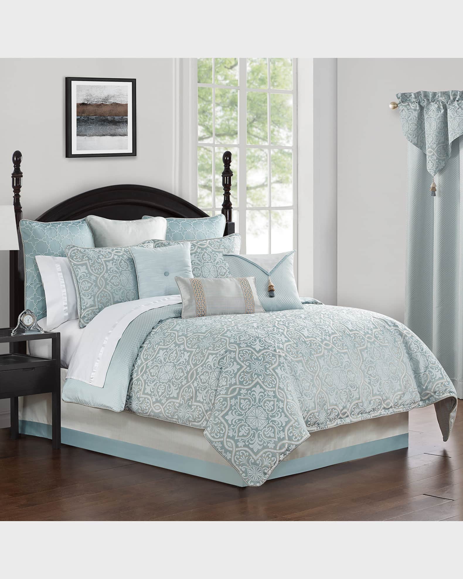 Arezzo Comforter Set 1