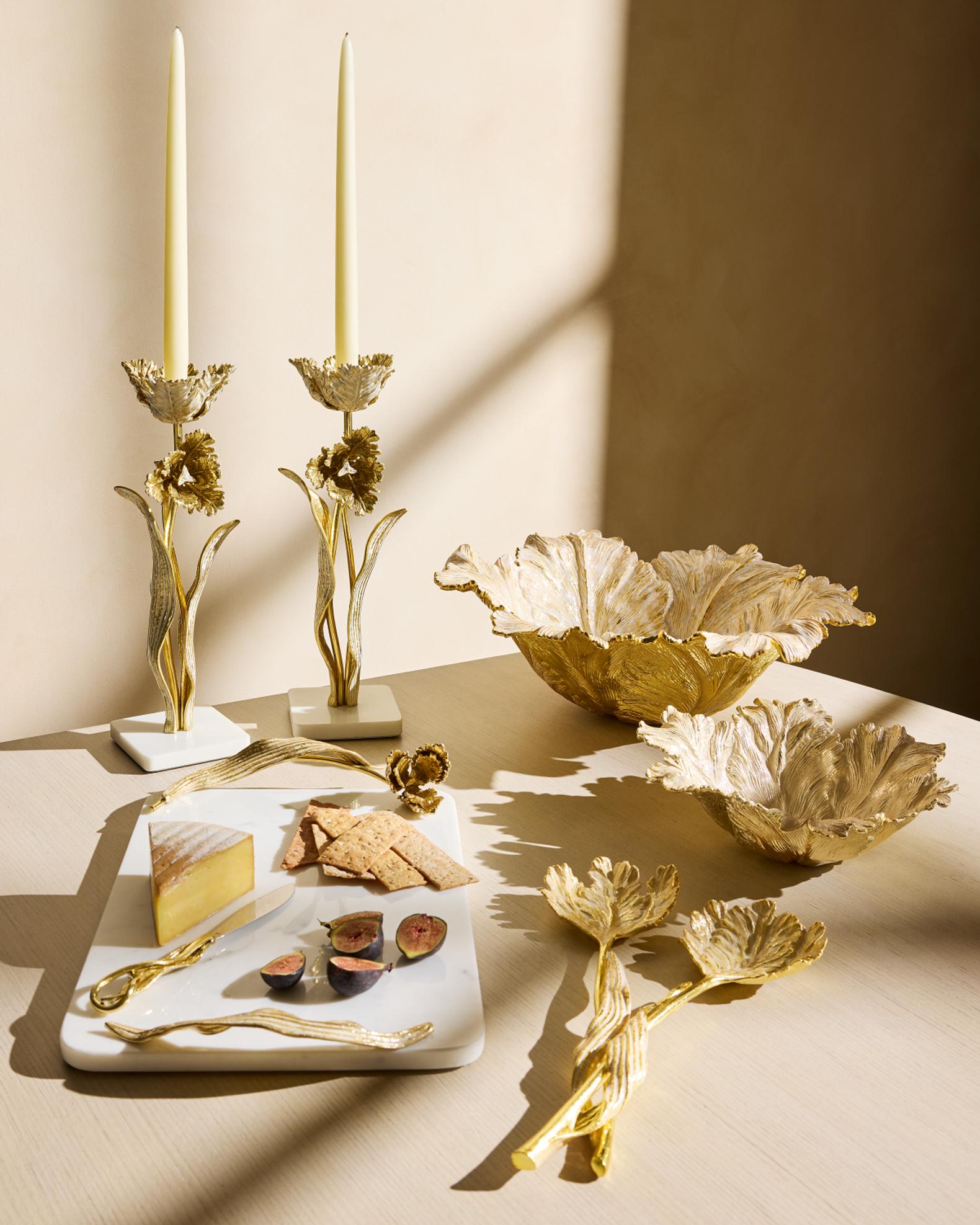 Michael Aram Tulip Cheeseboard With Knife | Neiman Marcus