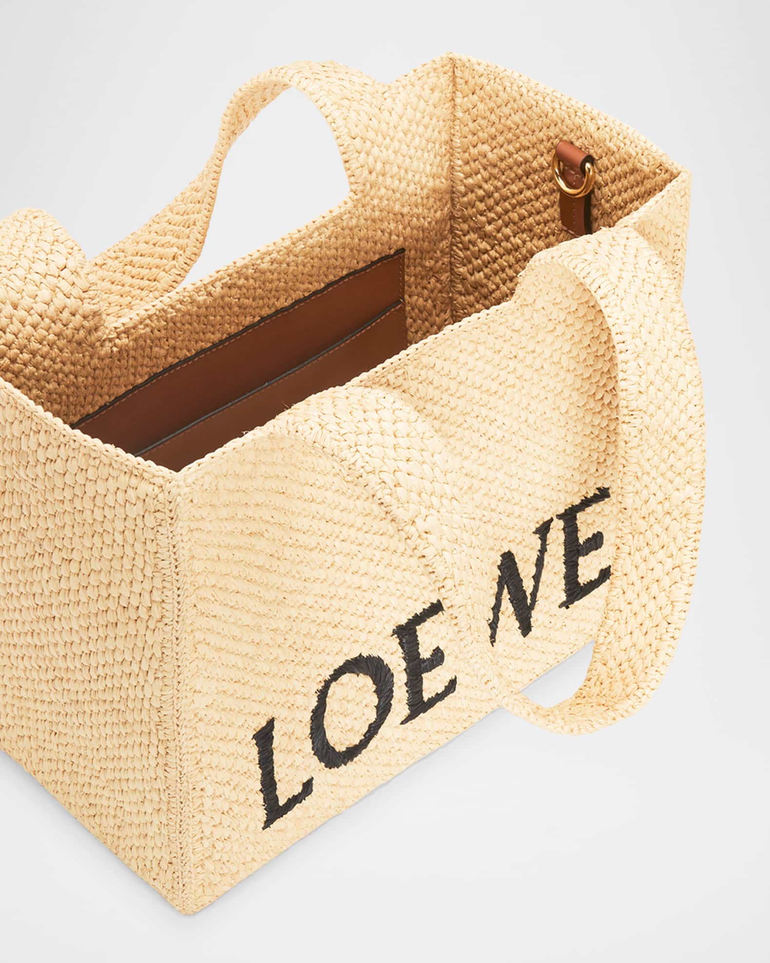 【LOEWE】Medium Logo Font Tote Bag in Raffia - Natural Loewe x Paula's Ibiza Font Medium Tote Bag in Raffia