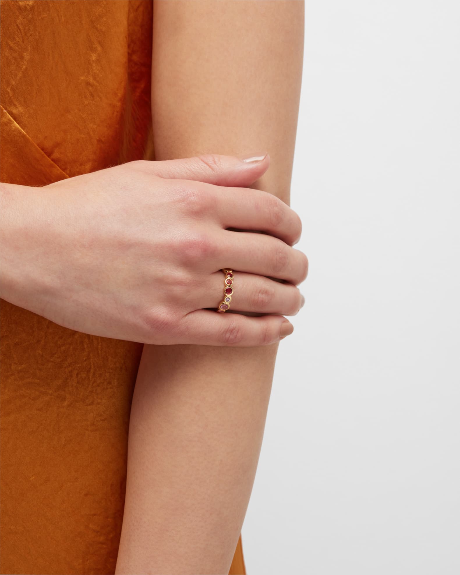 Natürlicher Saphir Eternity Band, Massiver Gold Saphir Ring, Eternity