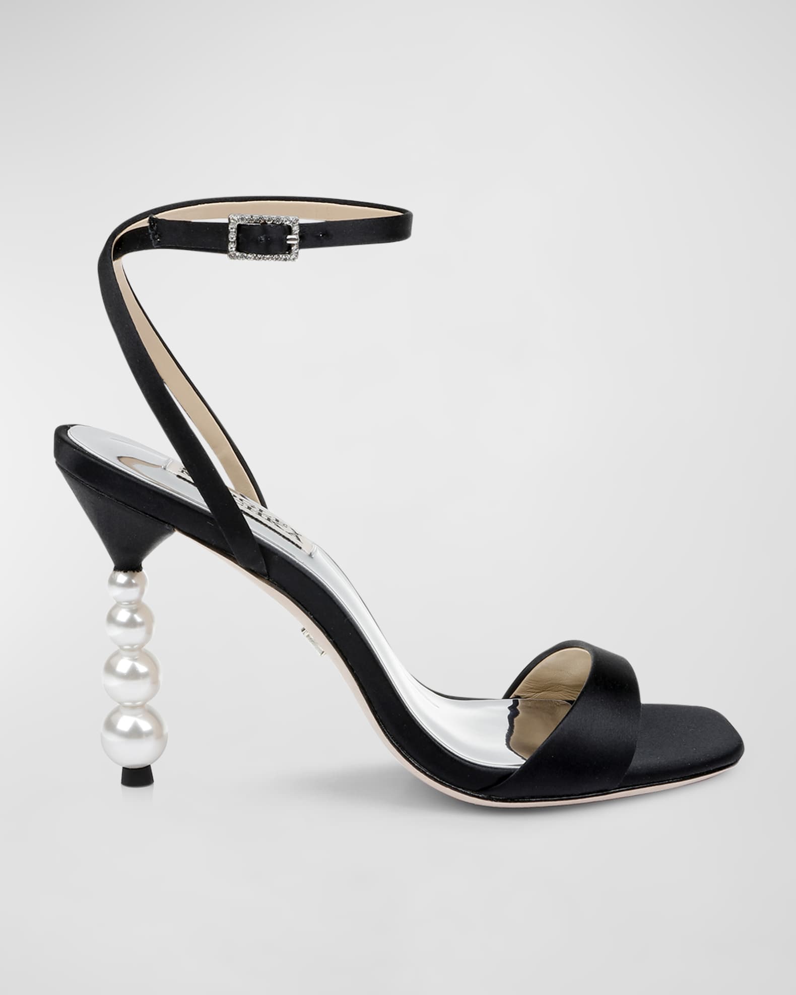 Badgley mischka quest strappy sandal 2025