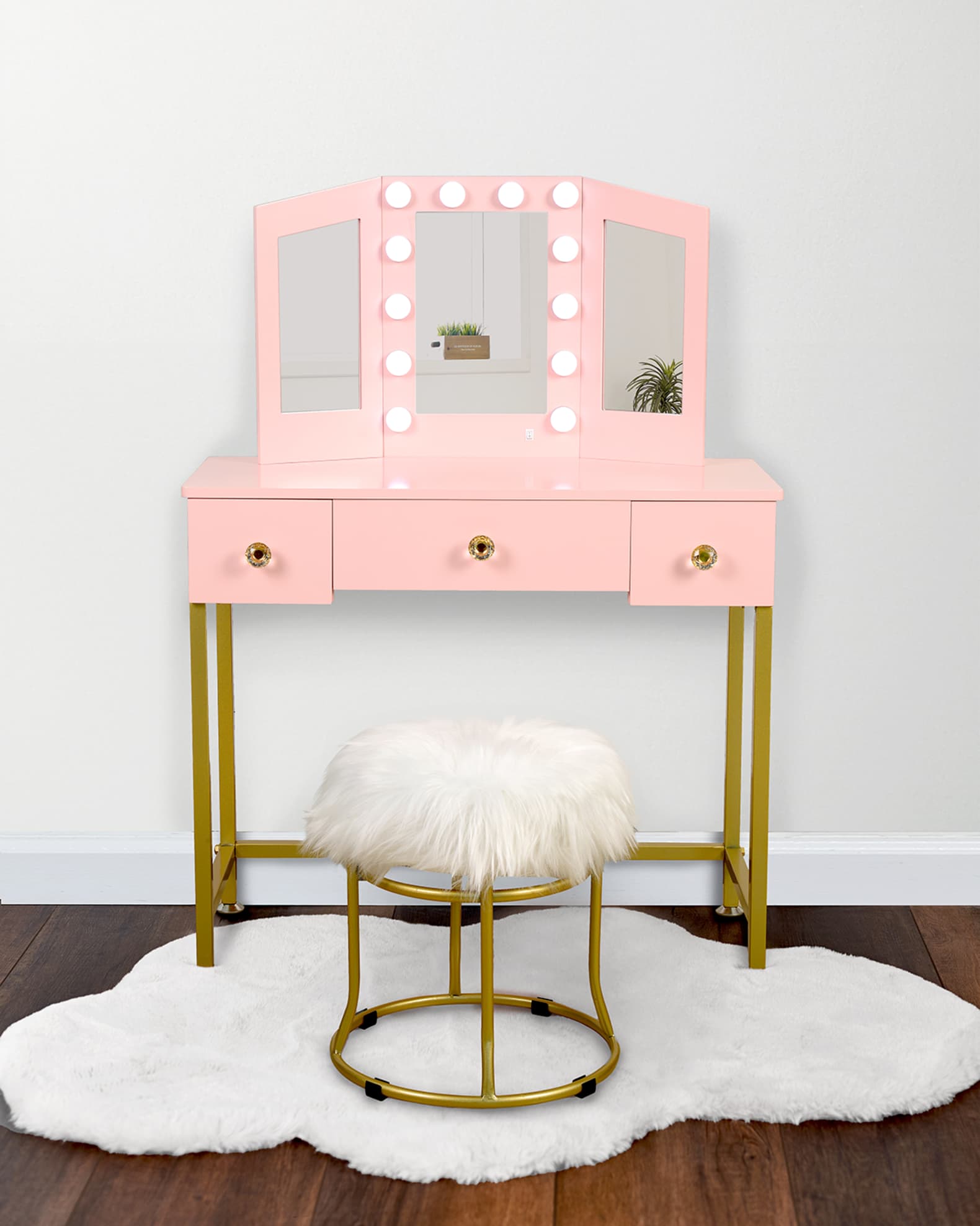 Glam shop vanity stool