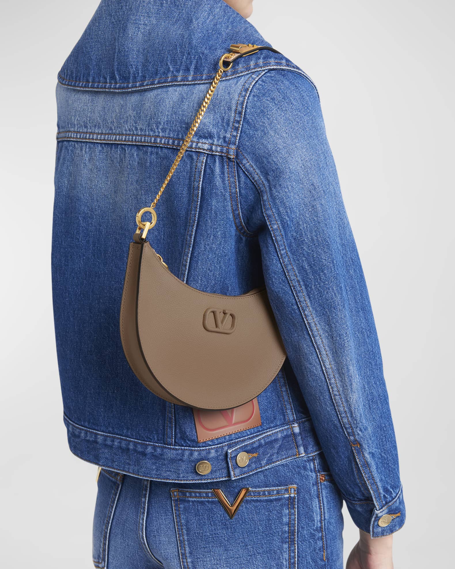 ショルダーバッグ・ポシェット VALENTINO GARAVANI VLOGO LOCKER SMALL NAPPA HOBO BAG Valentino Garavani VLogo Moon Mini Hobo Bag in Nappa Leather