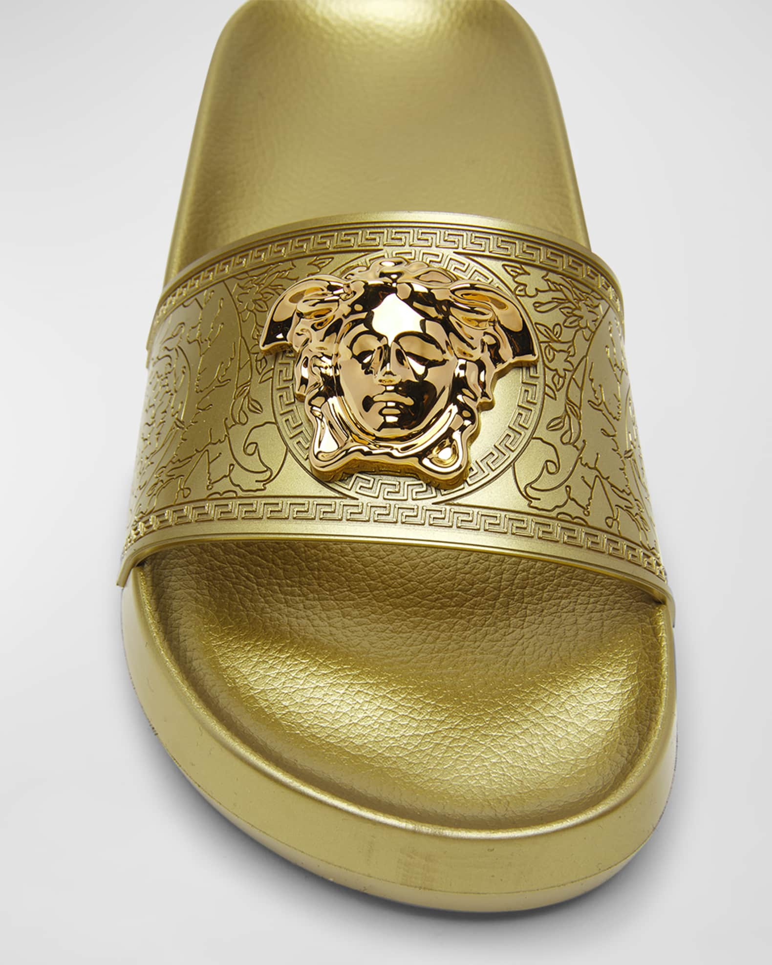 Versace Gold Medusa Tie Pin in Metallic for Men