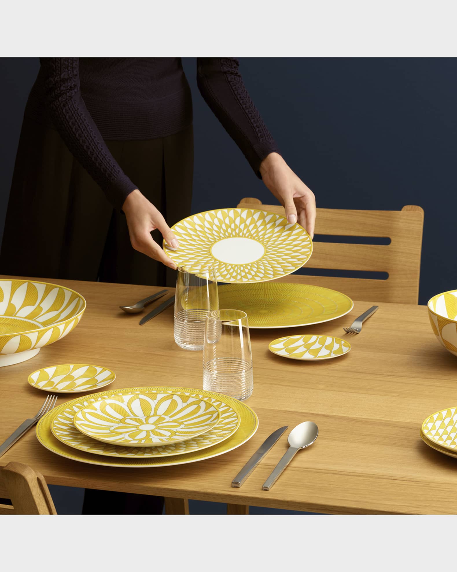 エルメス Soleil d'Hermes スープ パスタ プレートaq11975 Soleil d'Hermès pasta plate | Hermès USA