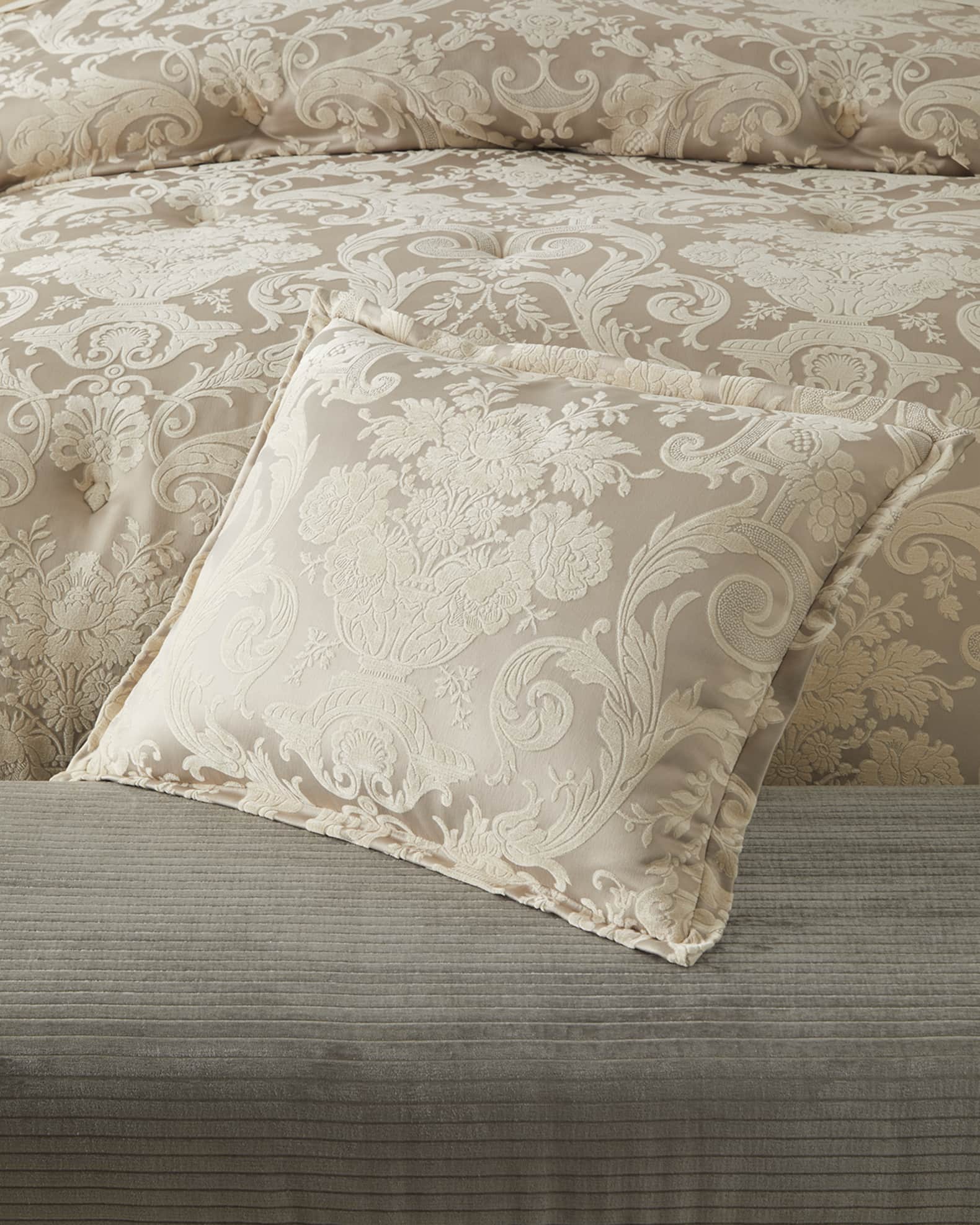 Annabelle 3-Piece Comforter Set 1
