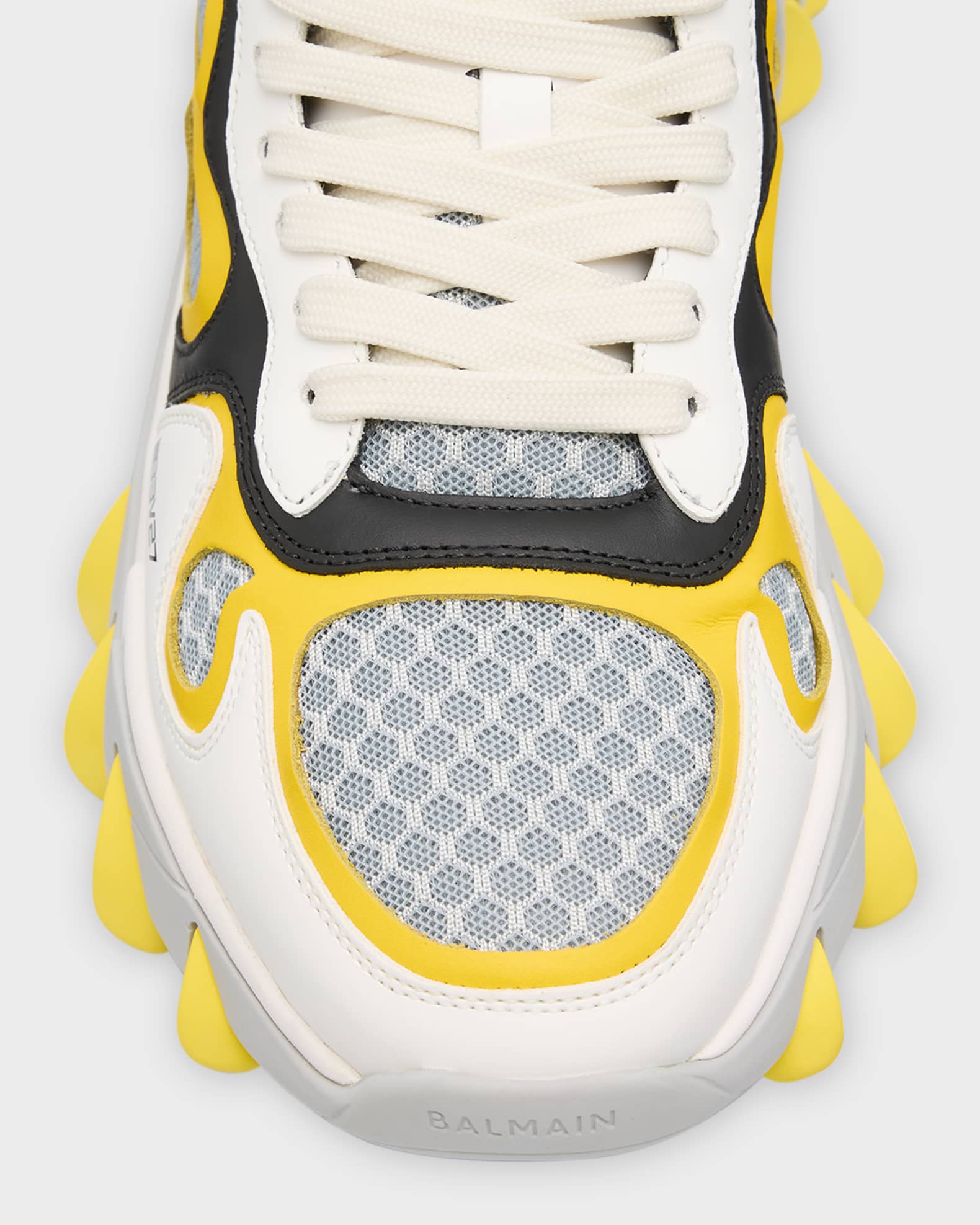 【関税込み】Balmain イエロー B-East スニーカー Balmain Men's B-East Leather and Mesh Runner Sneakers