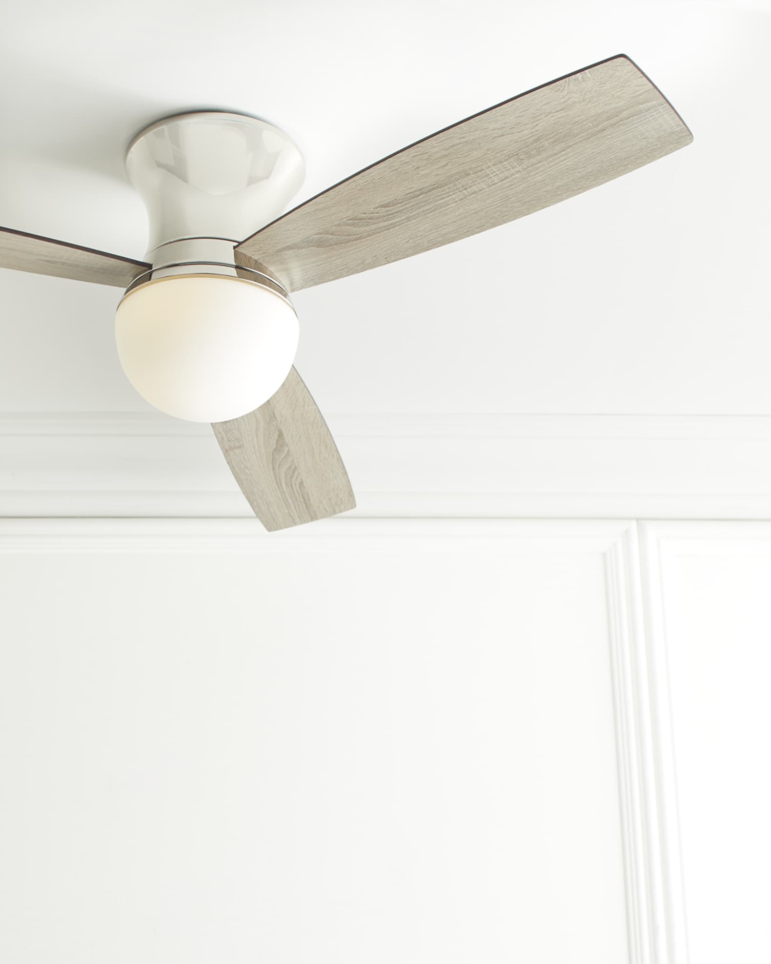 Daybreak 52" Hugger Wi-Fi Ceiling Fan 1
