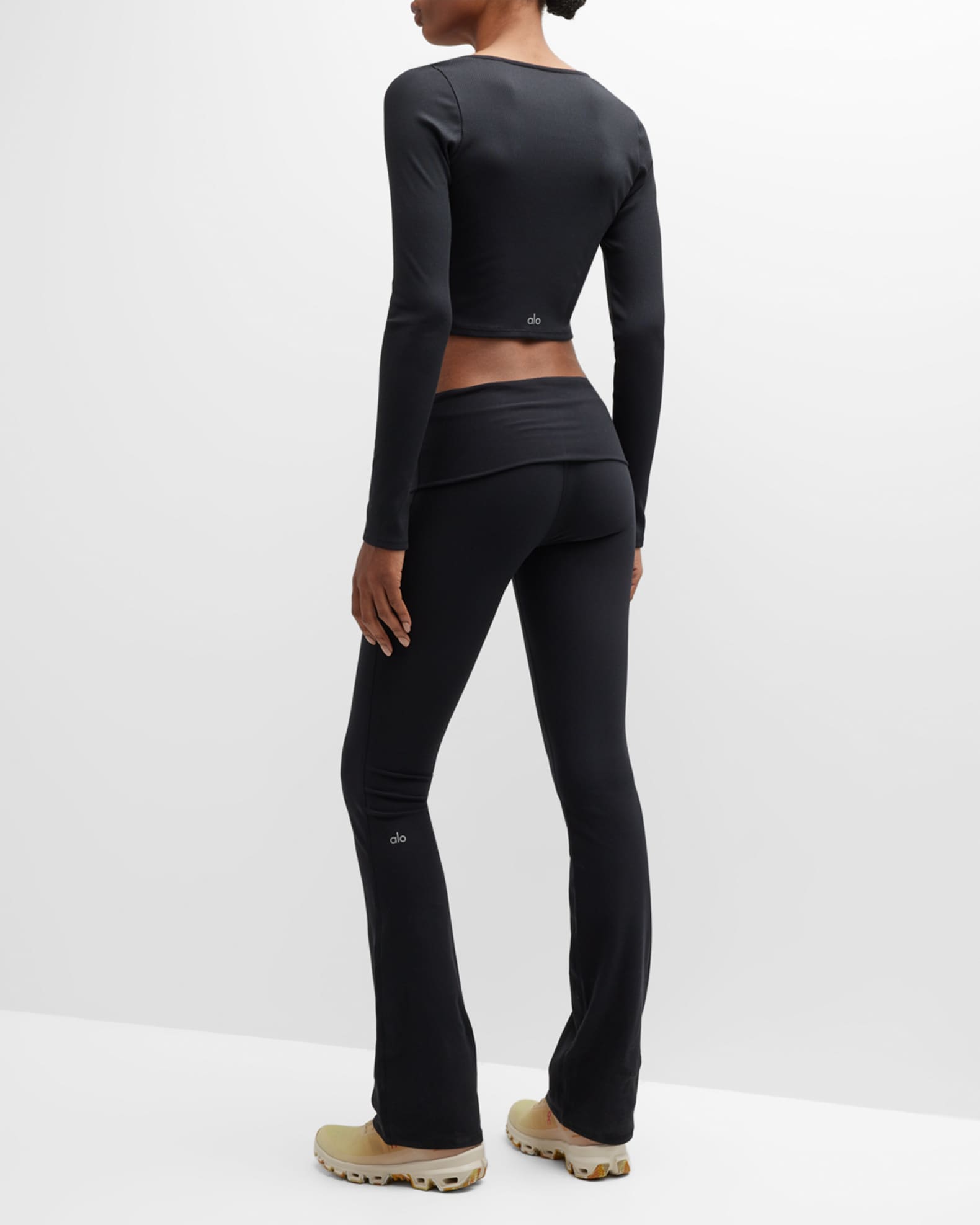 Alo Yoga Alosoft Rib Form Long-Sleeve Crop Top