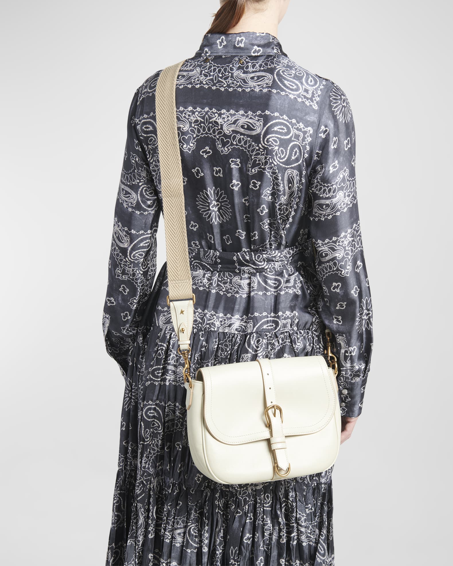 Medium Sally Bag in porcelain leather with buckle and contrasting