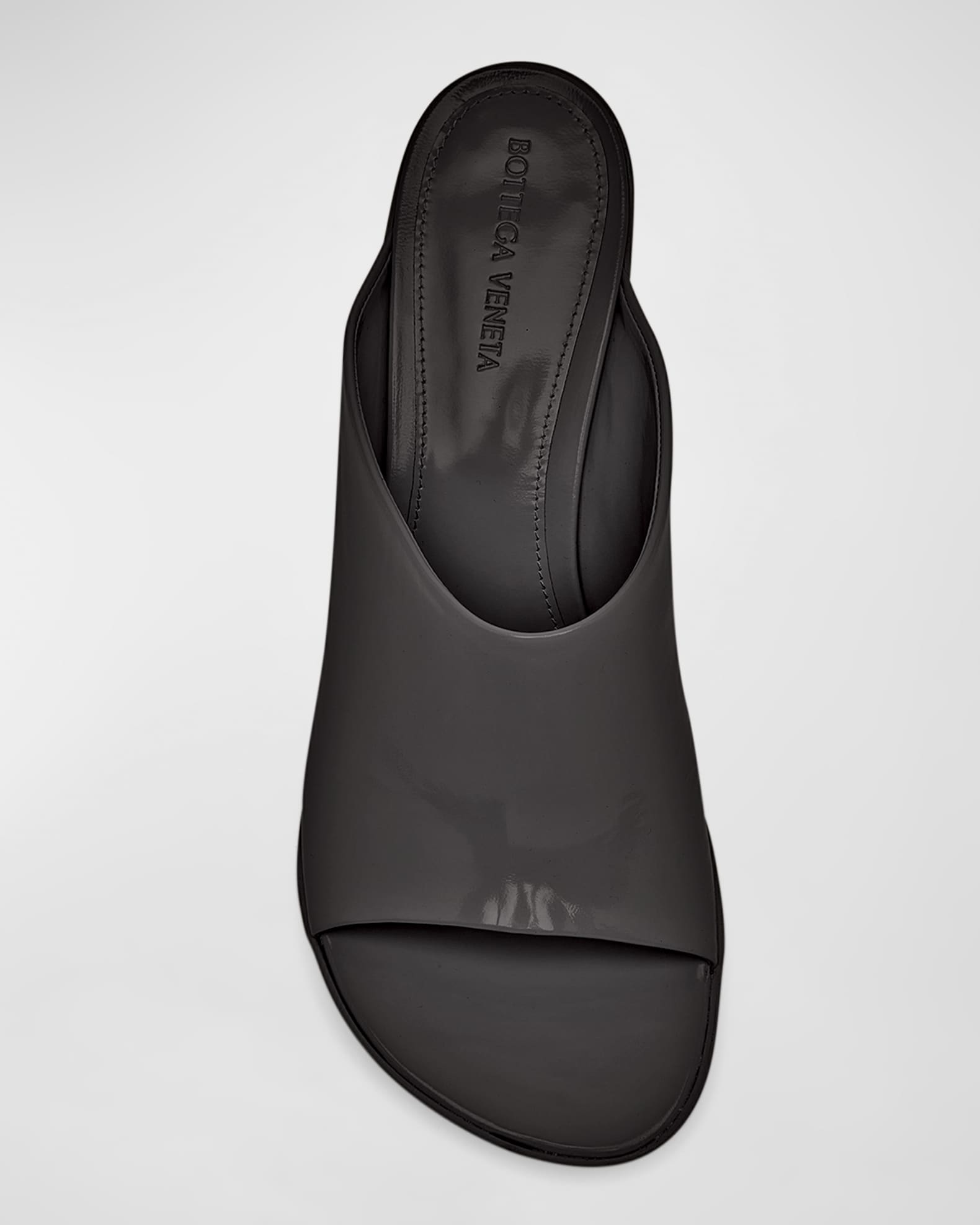 かわいい新作 Cylinder-Heel Leather Atomic Veneta Bottega Mules Neiman | 靴