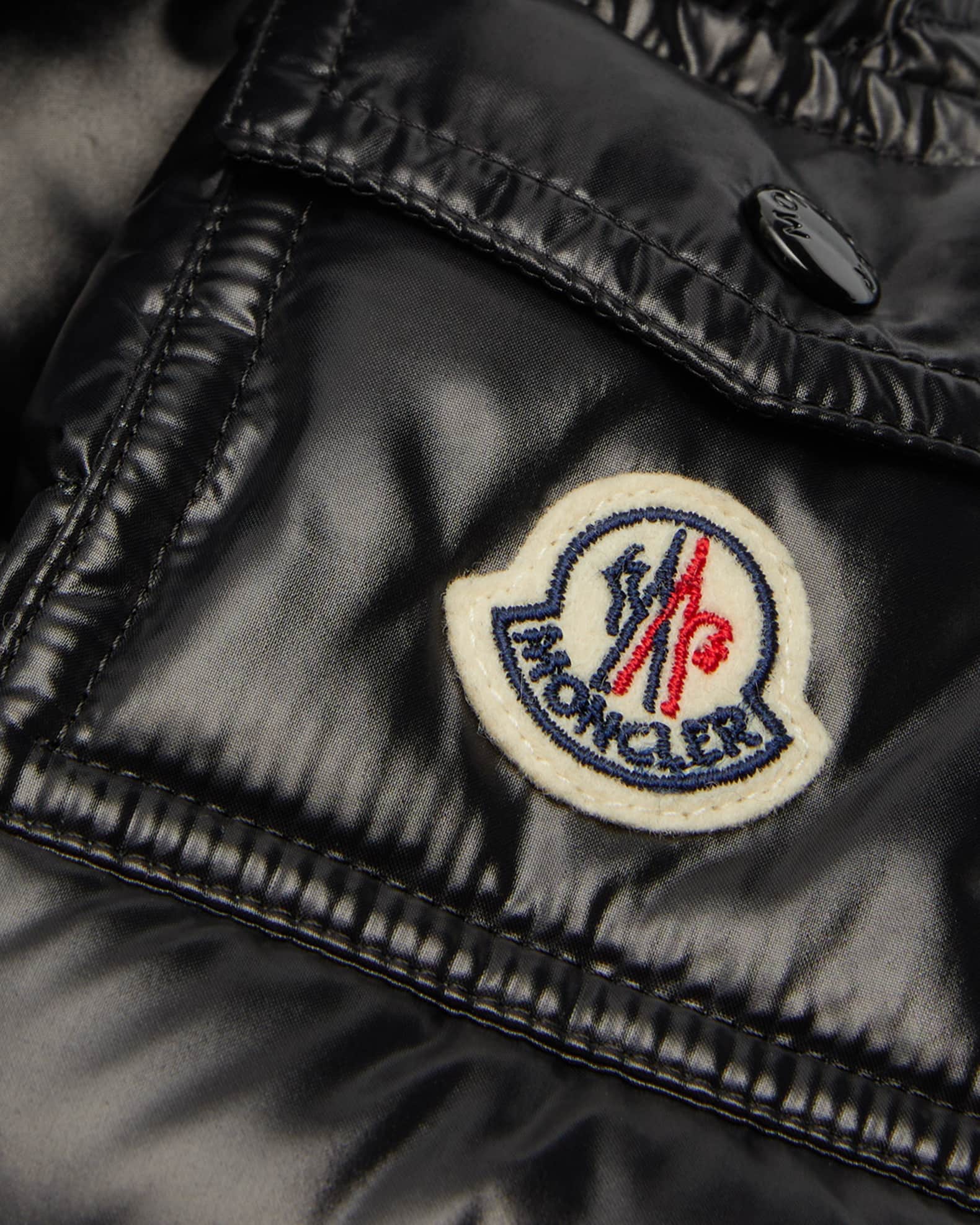Moncler maya badge new arrivals