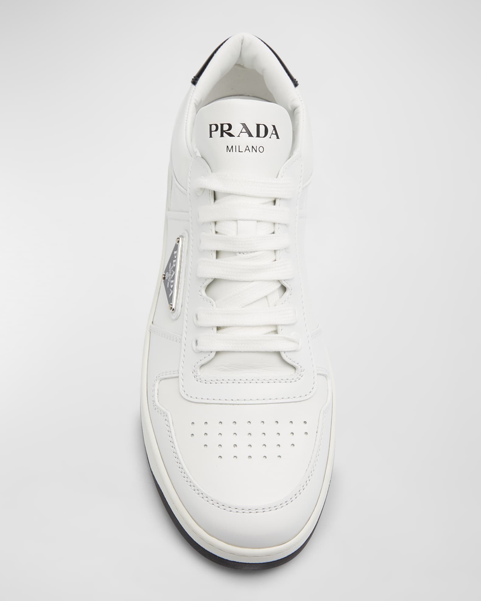 PRA LEATHER LOGO OUTLET SNEAKERS BLACK AND WHITE CALFSKIN