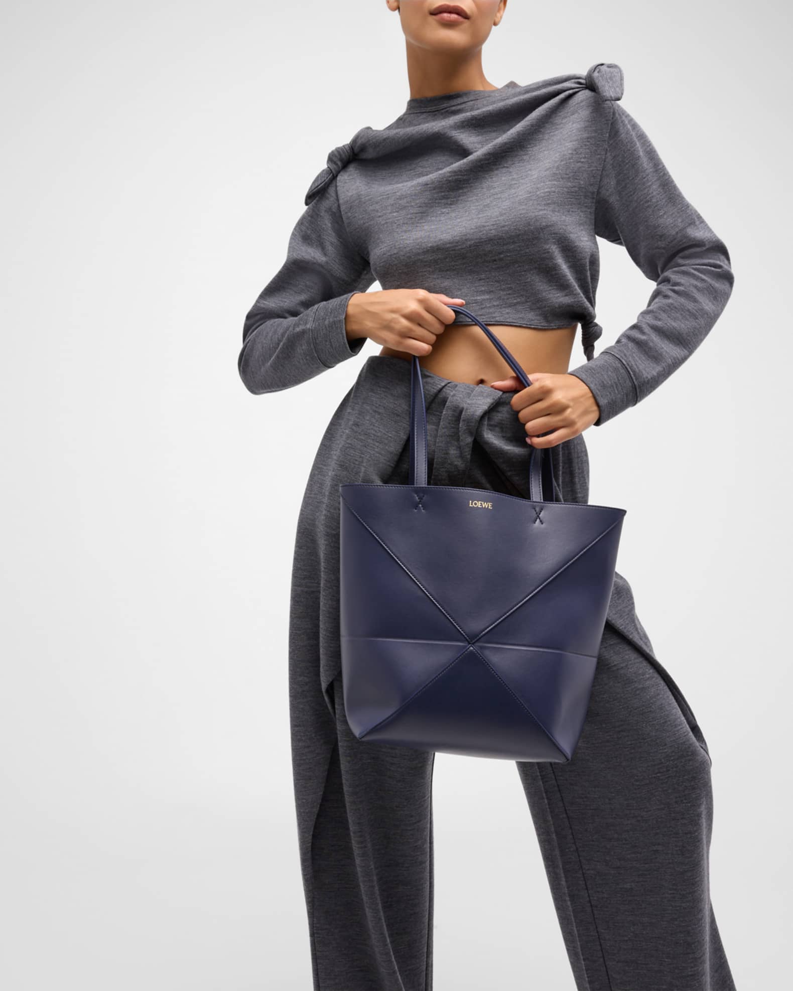 Loewe puzzle black medium hot sale