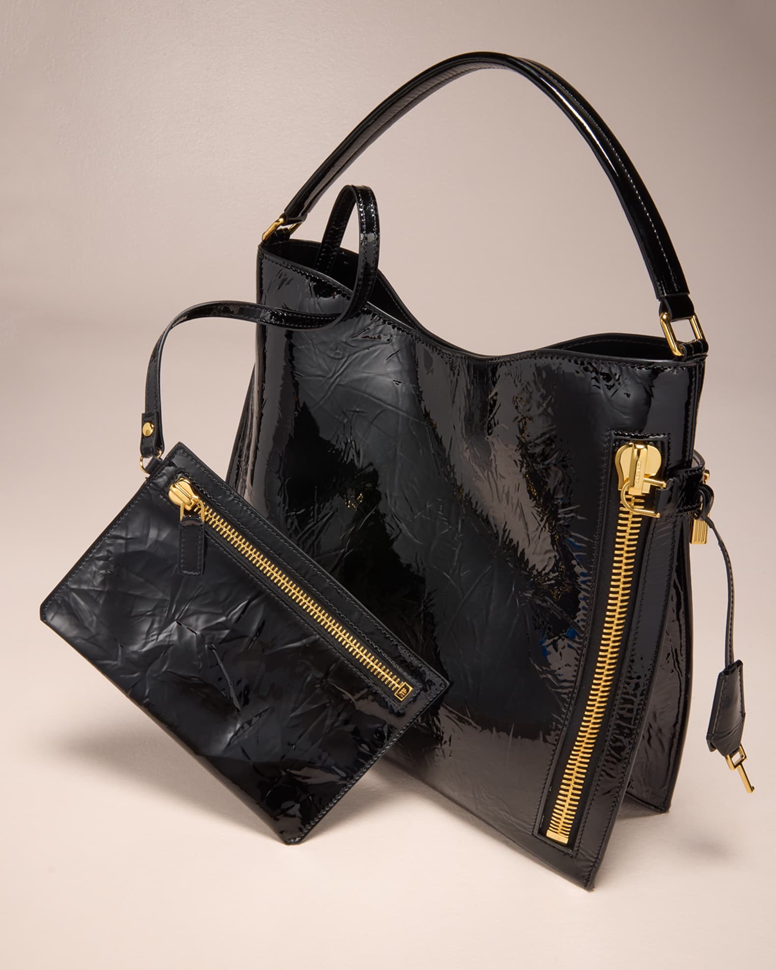 Tom Ford Small Crinkled Patent-leather Bag - Black