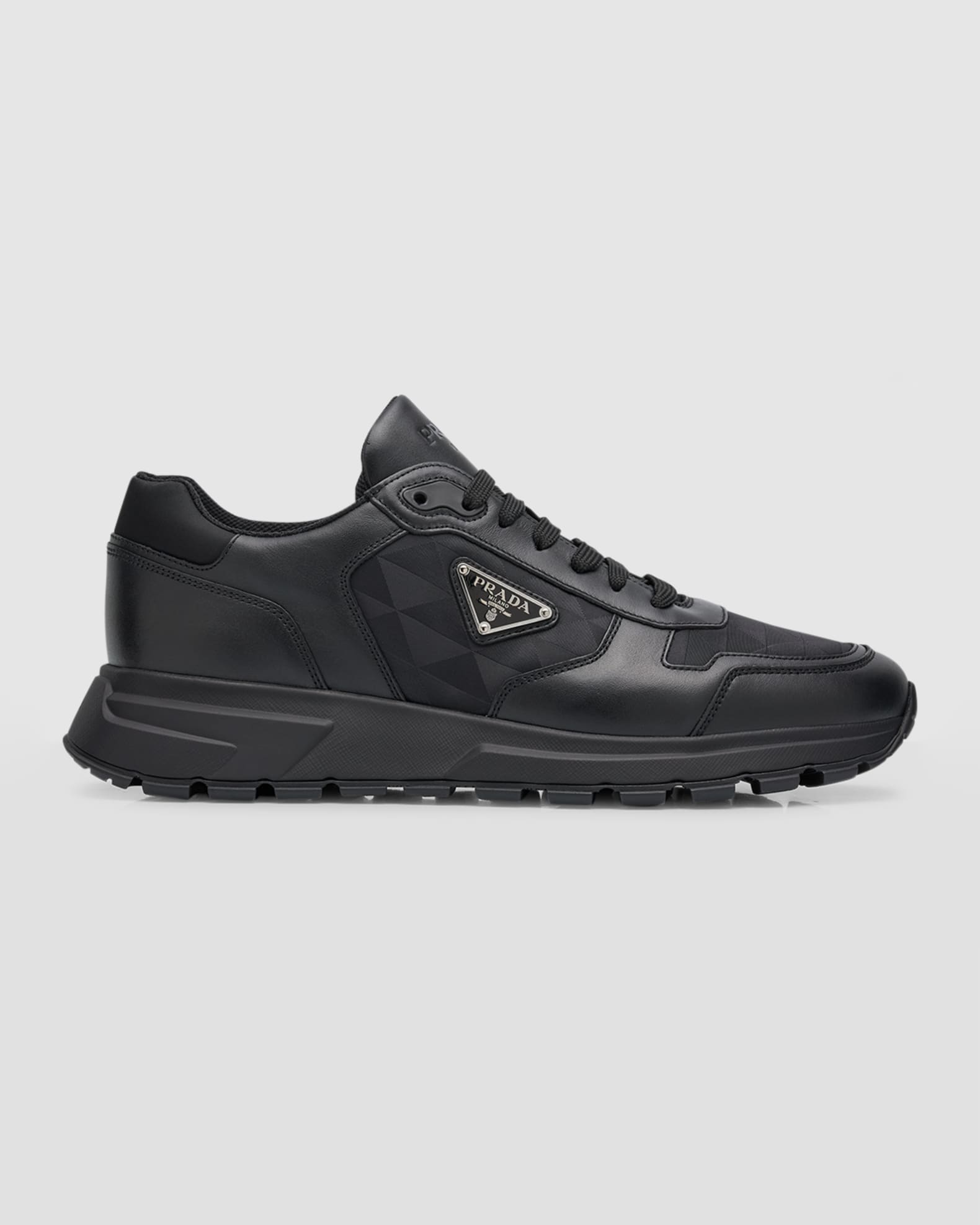Men s Prax Triangle Logo Runner Sneakers