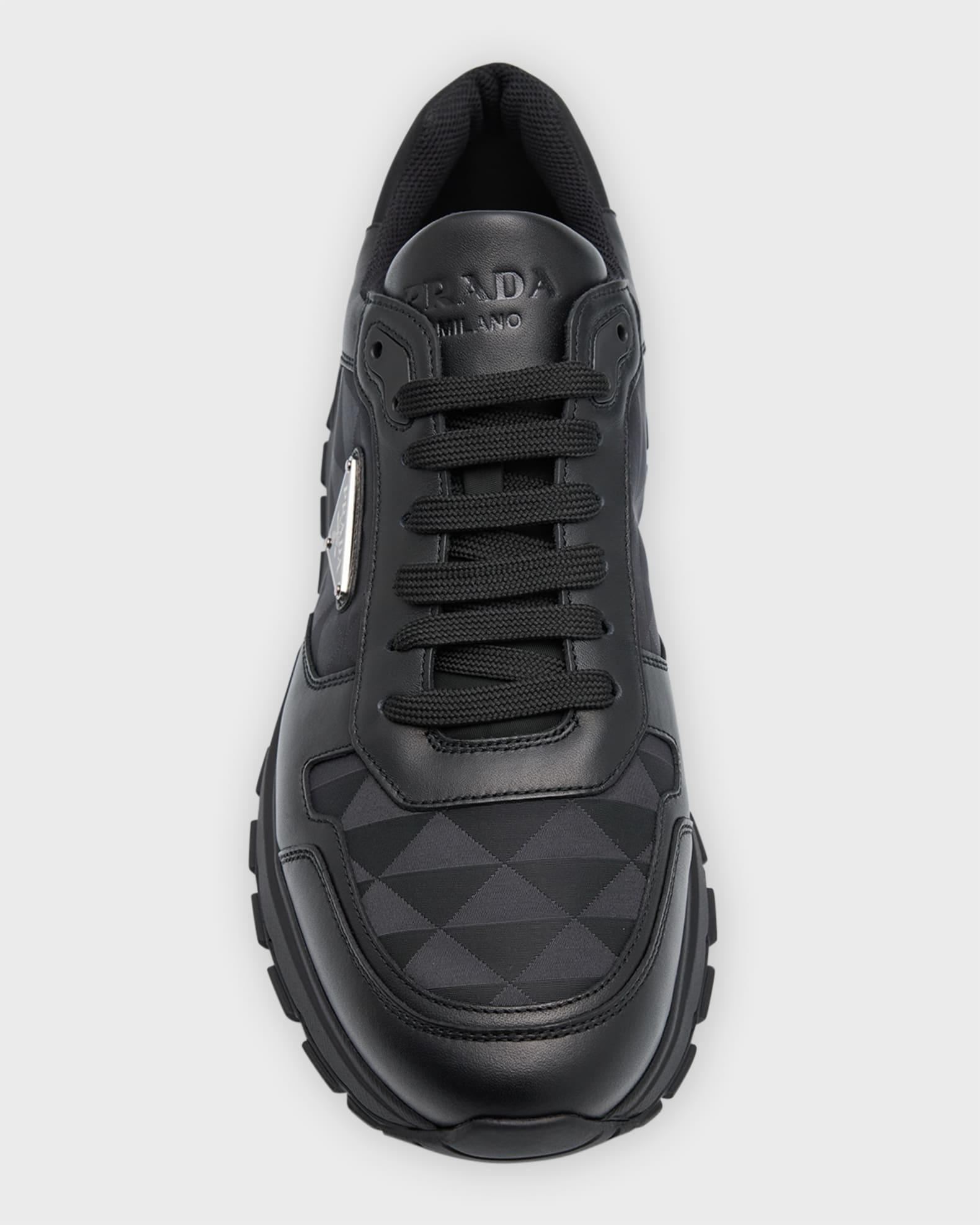 PRADA ●トライアングルロゴ PRAx エボリューション スニーカー Prada Men's Prax Triangle Logo Runner Sneakers | Neiman Marcus