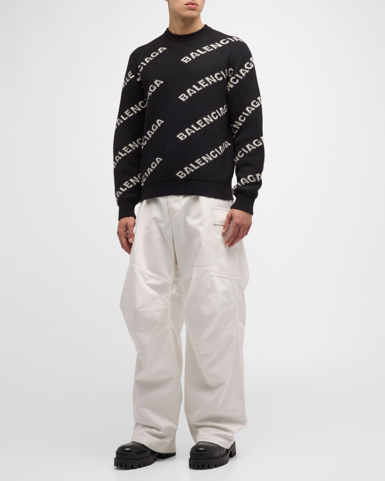 Balenciaga sweater logo hotsell