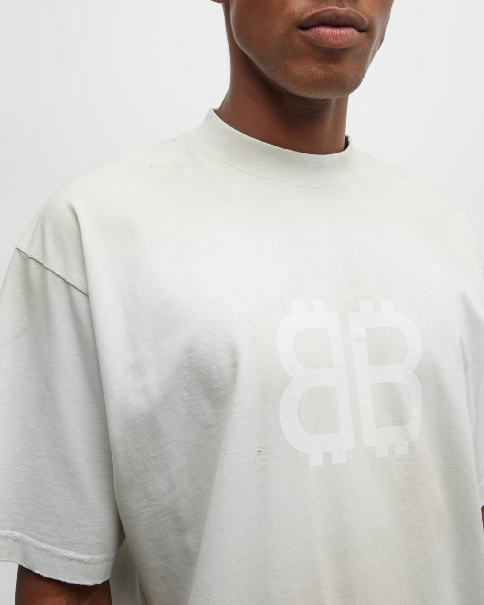 お取り寄商品 balenciaga crypto tシャツ メンズ | alonsoprev.com.br