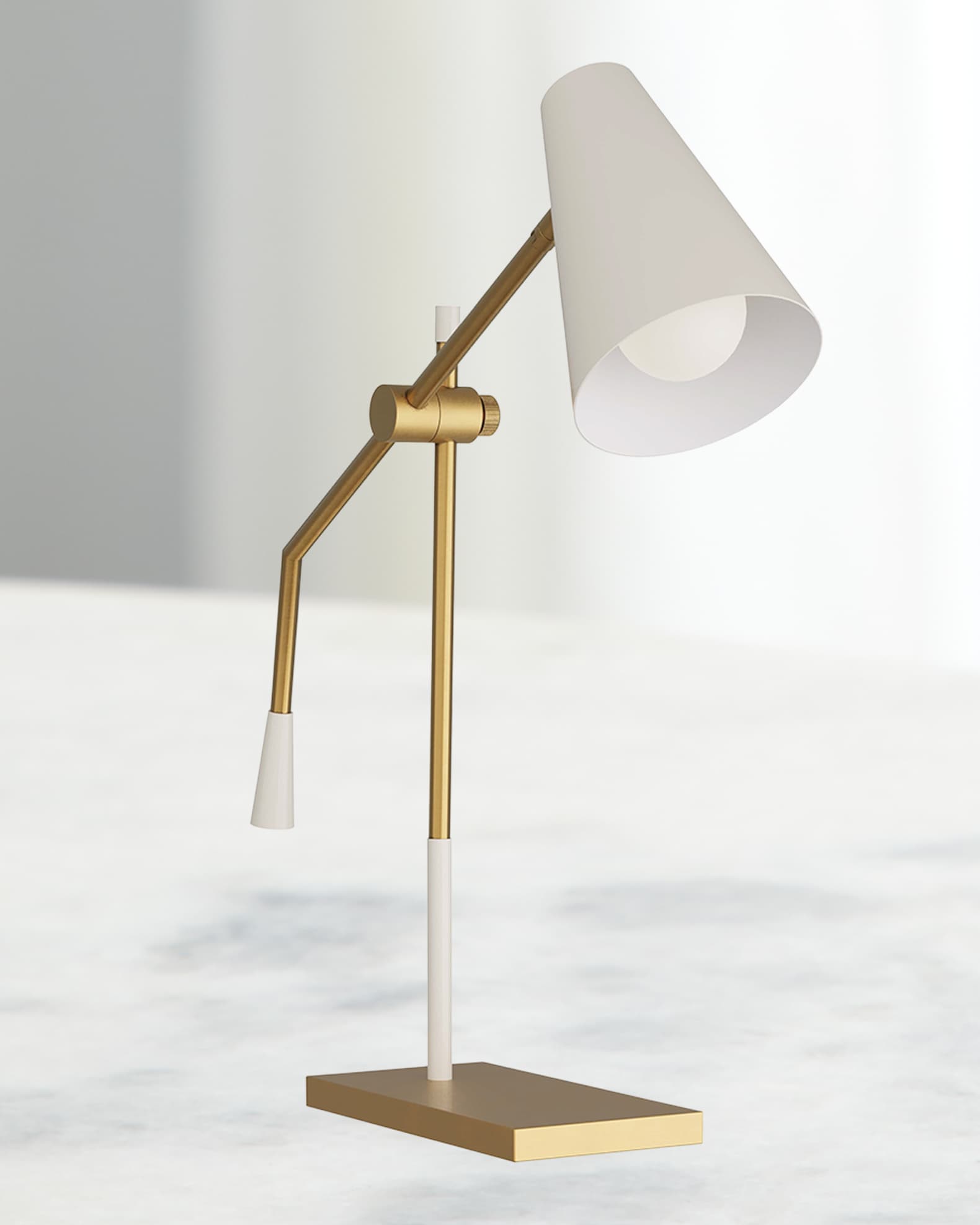 Wayne Lamp  0