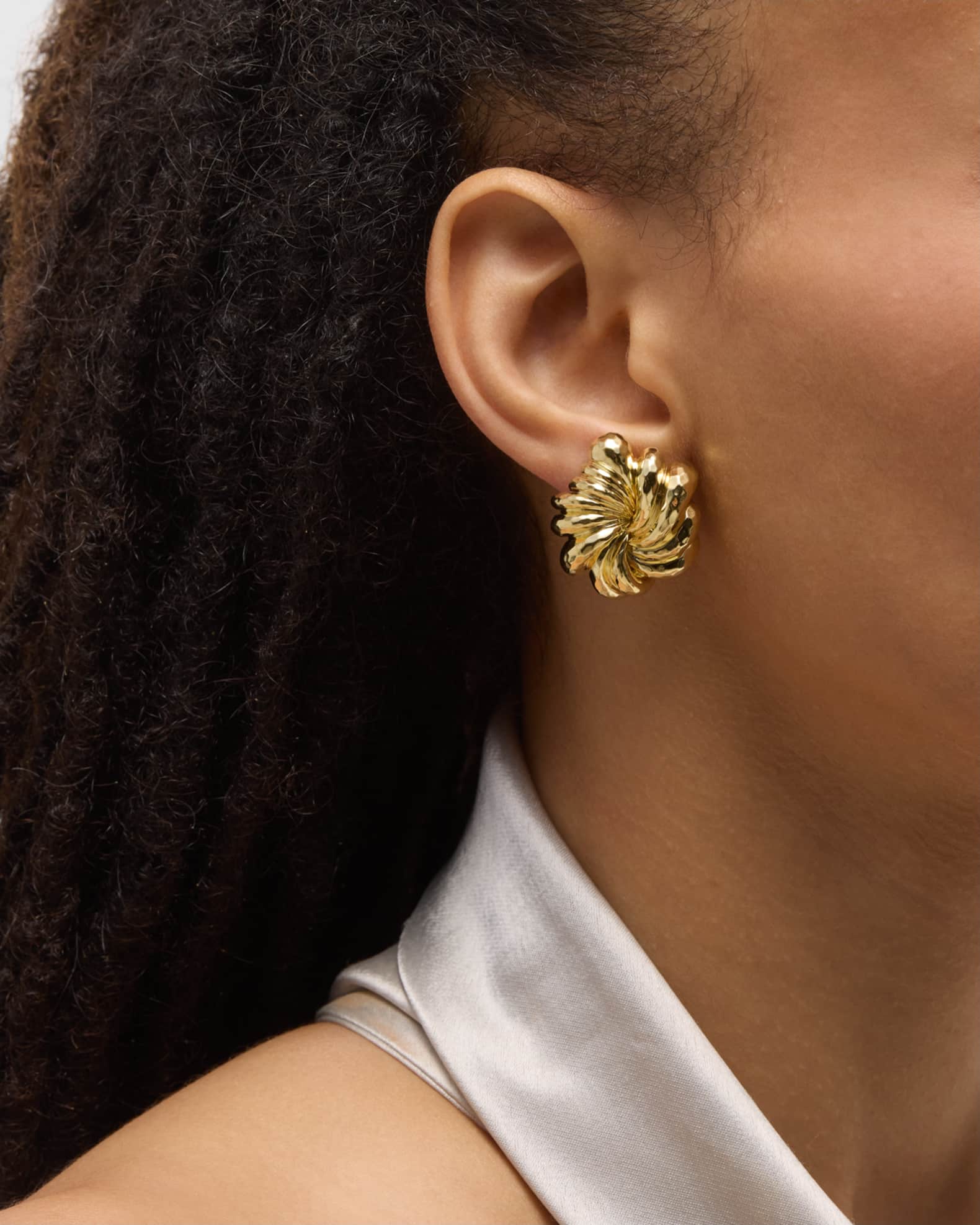 Estate Dunay 18K Yellow Gold Hammered and Faceted Finish Floral Swirl Earrings 1